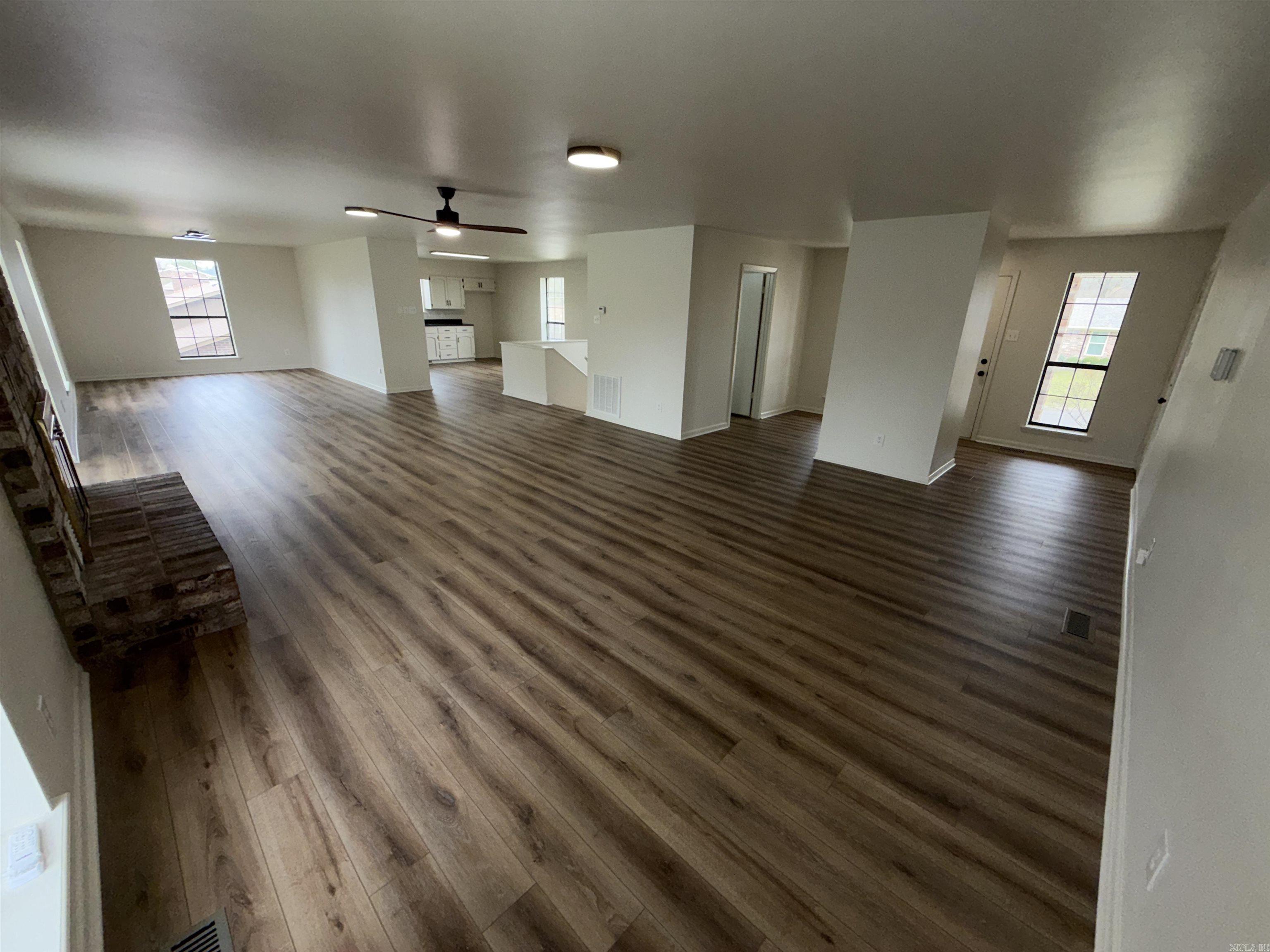 VILLAGE SOUTH - Residential