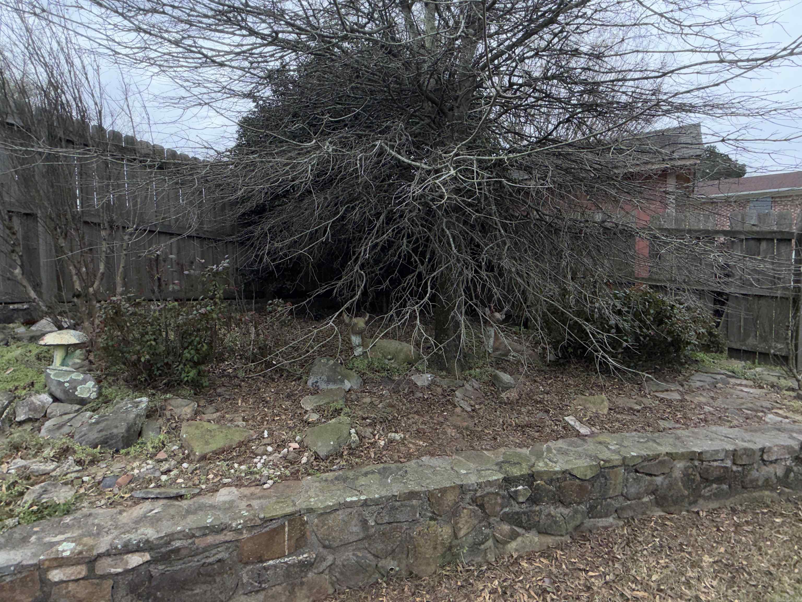 VILLAGE SOUTH - Residential