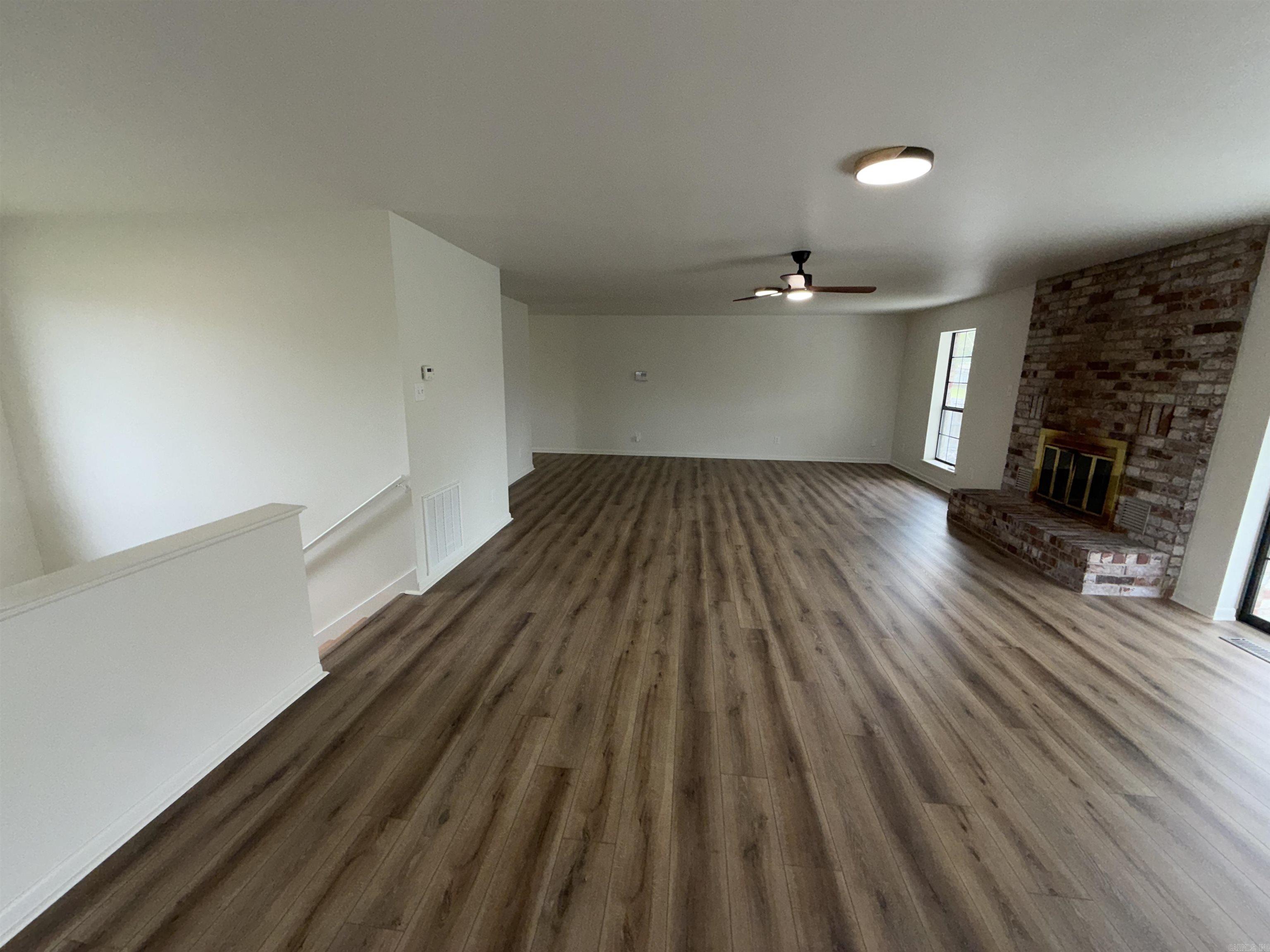 VILLAGE SOUTH - Residential