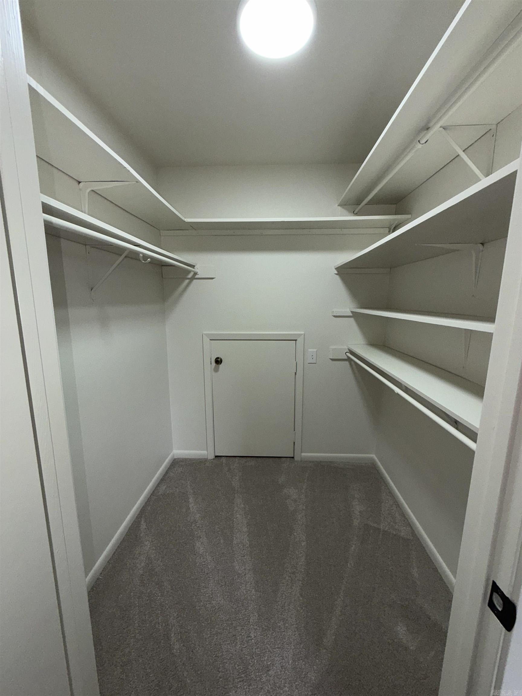 VILLAGE SOUTH - Residential