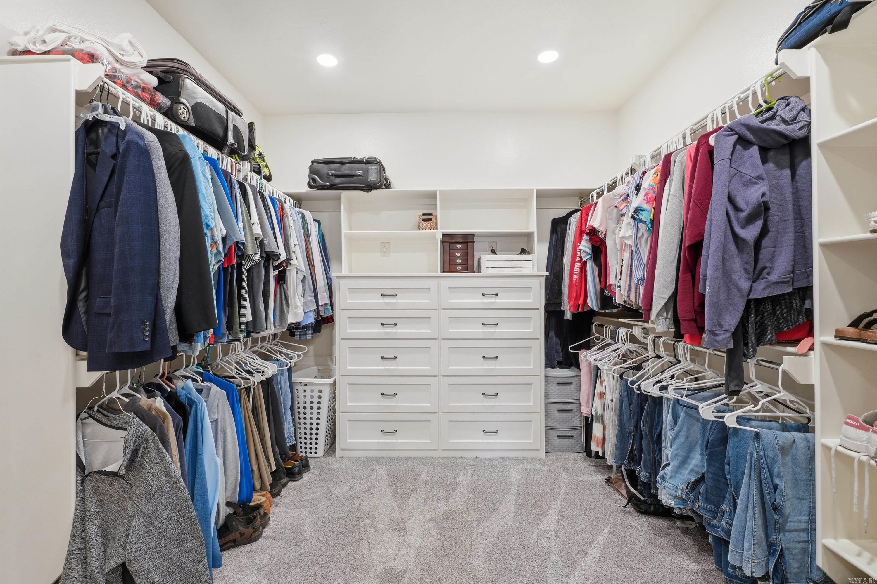 Salem Oaks - Residential