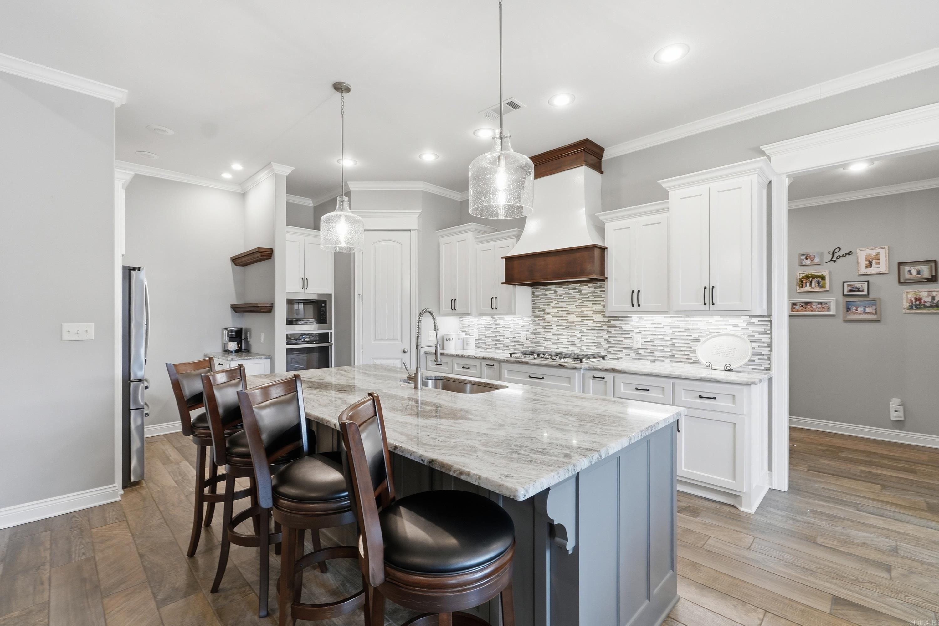 Salem Oaks - Residential