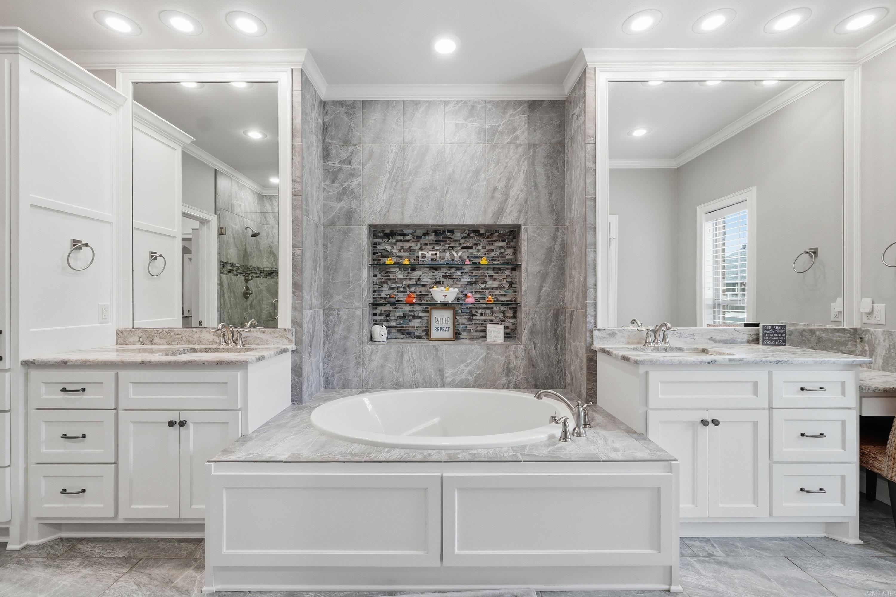 Salem Oaks - Residential