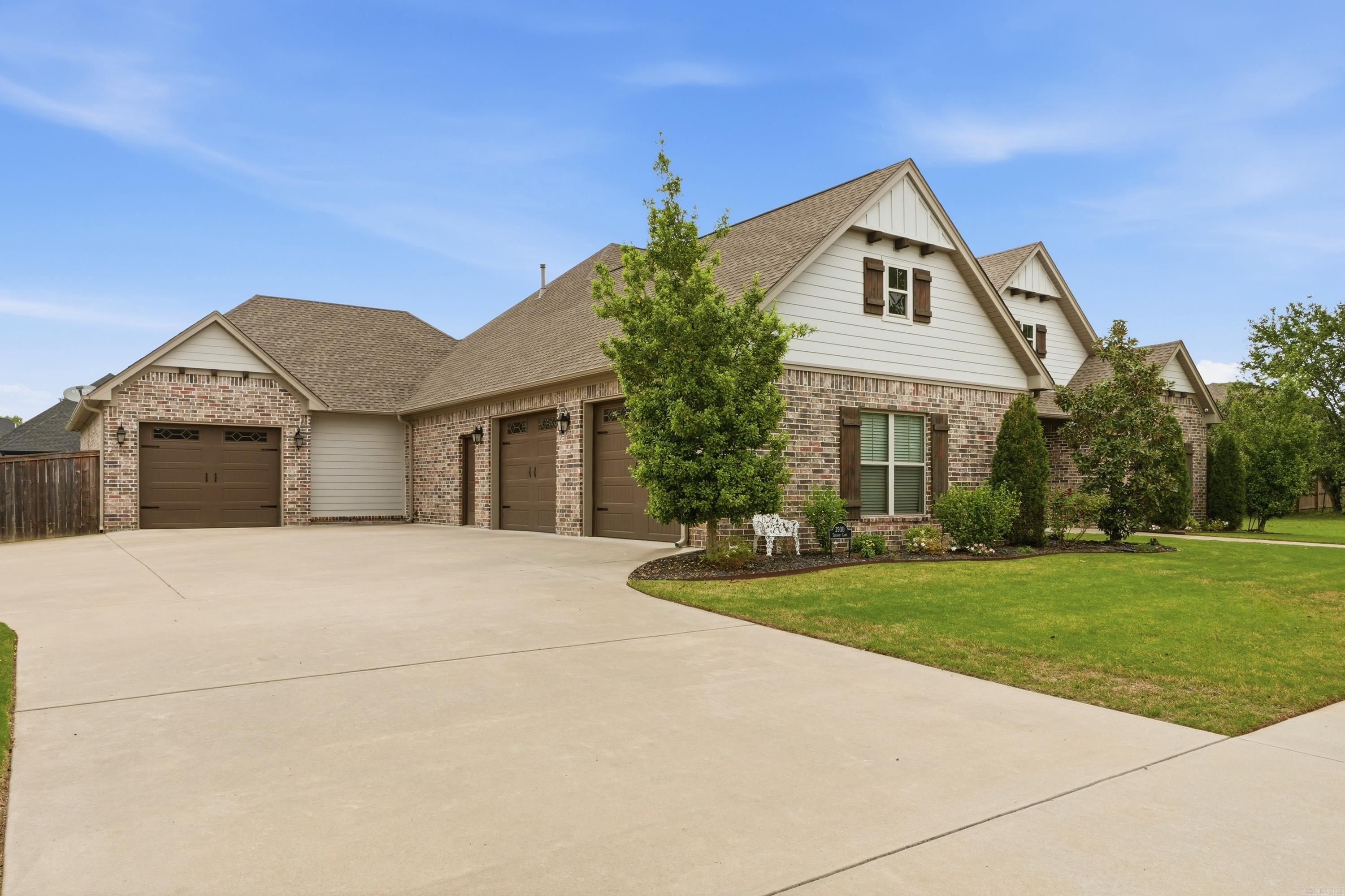 Salem Oaks - Residential