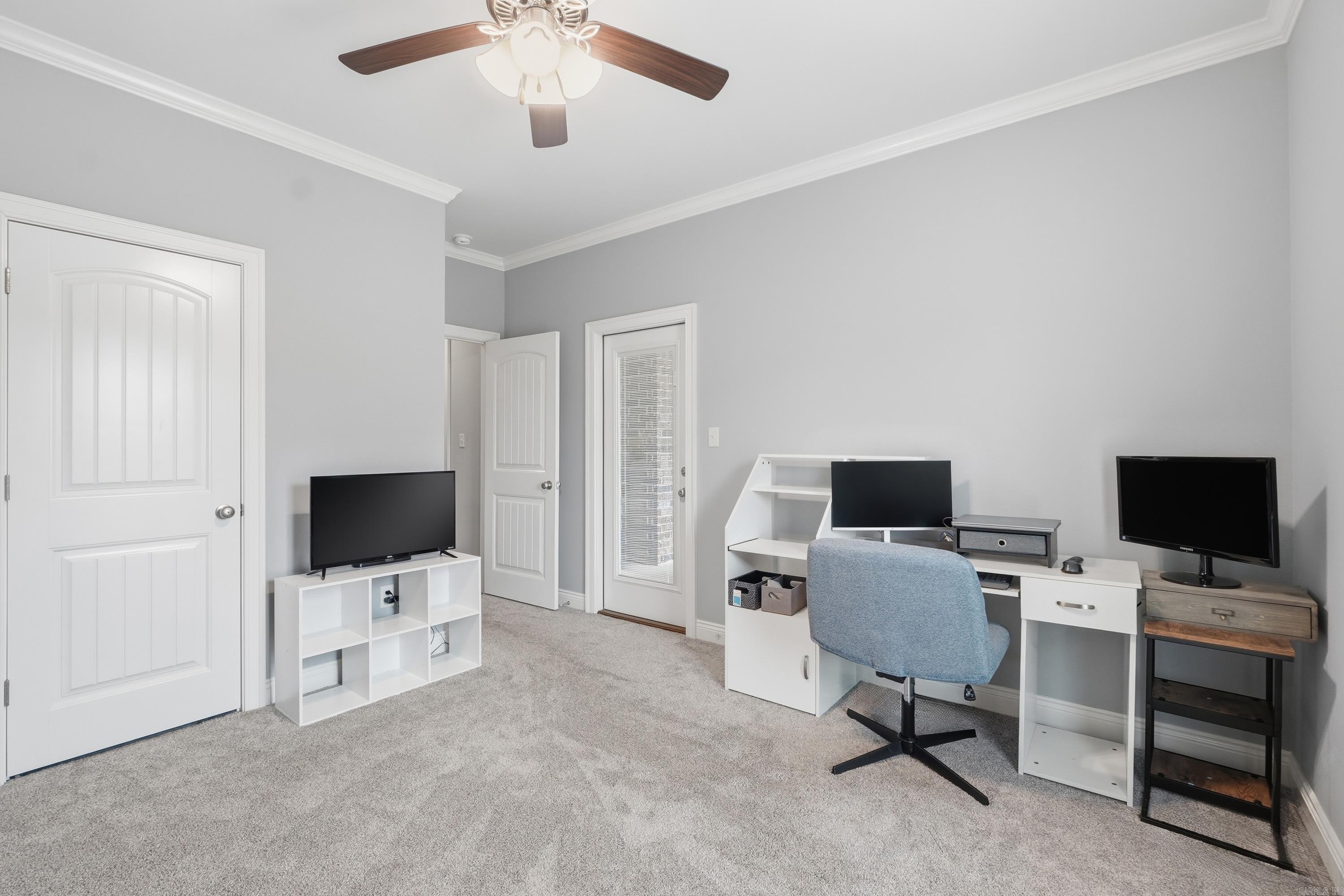 Salem Oaks - Residential