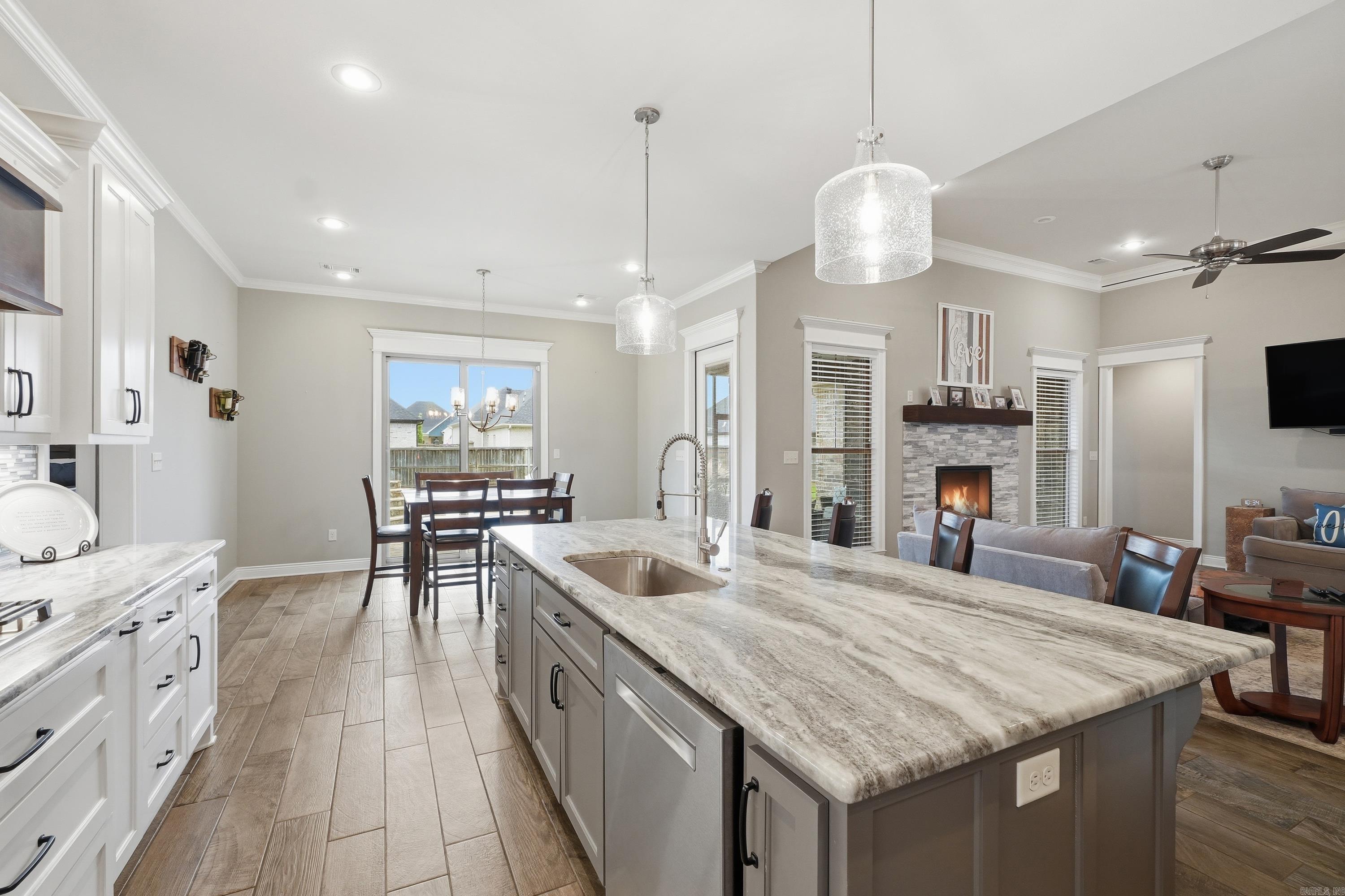 Salem Oaks - Residential