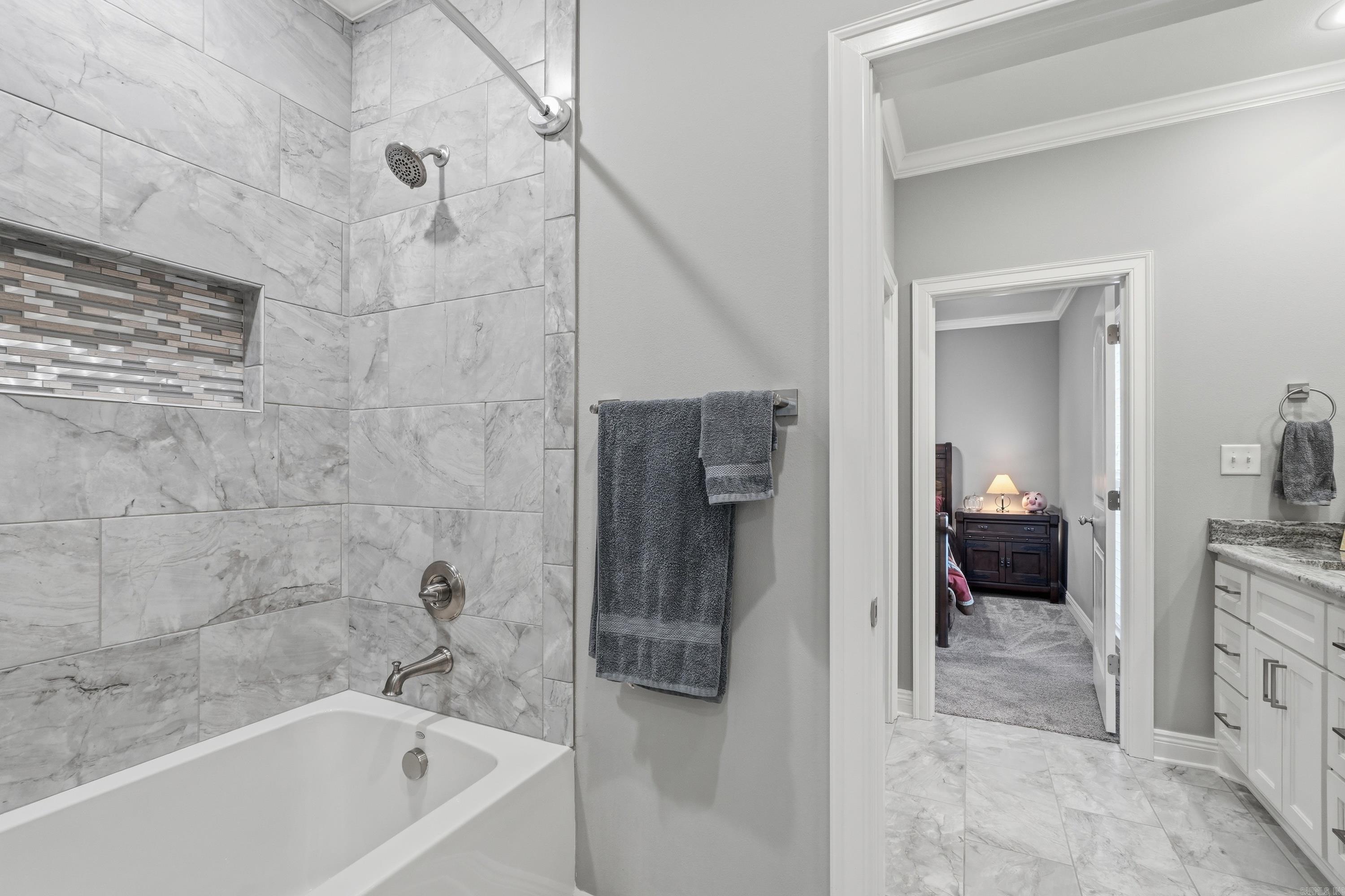 Salem Oaks - Residential