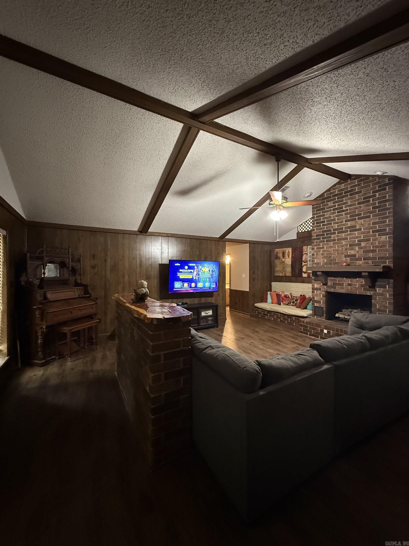 White Hall - Residential