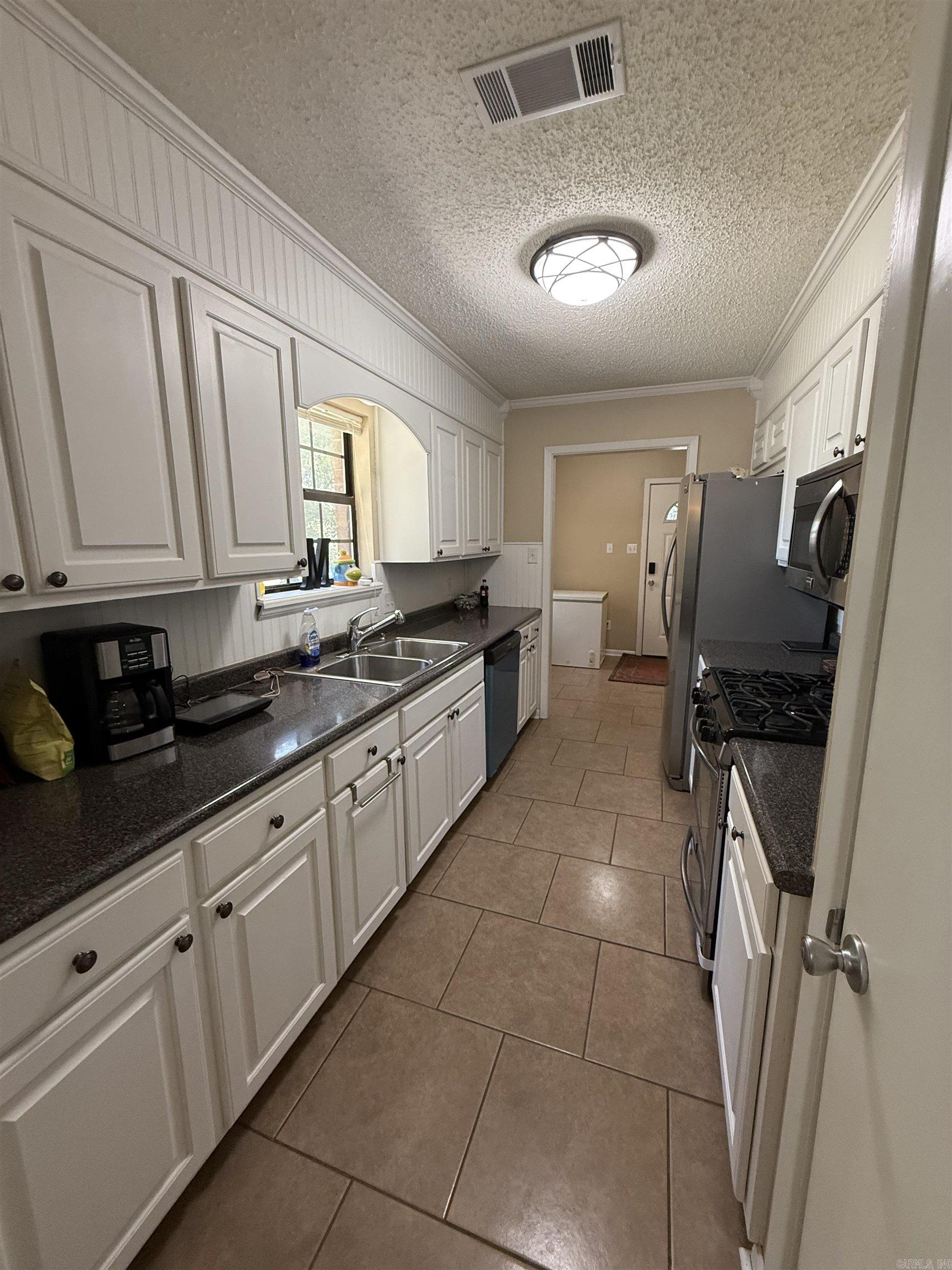 White Hall - Residential