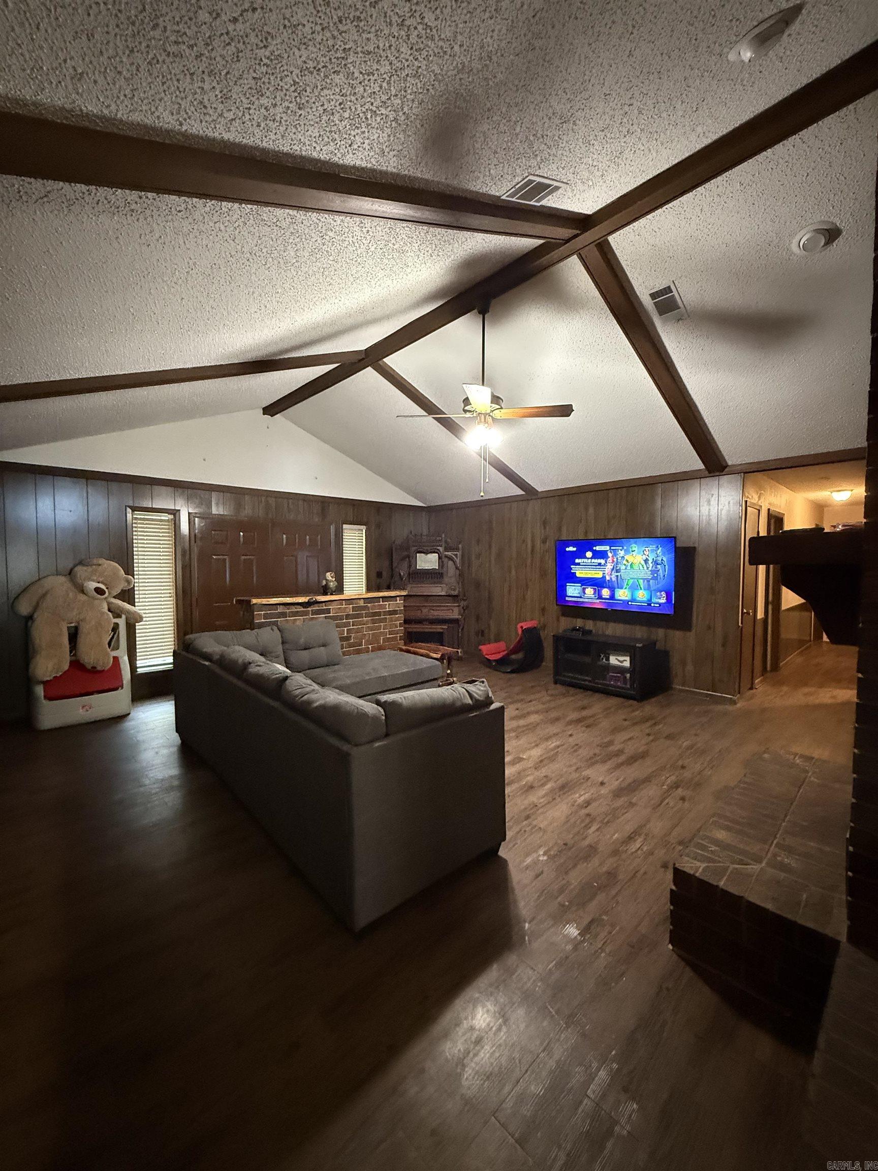 White Hall - Residential