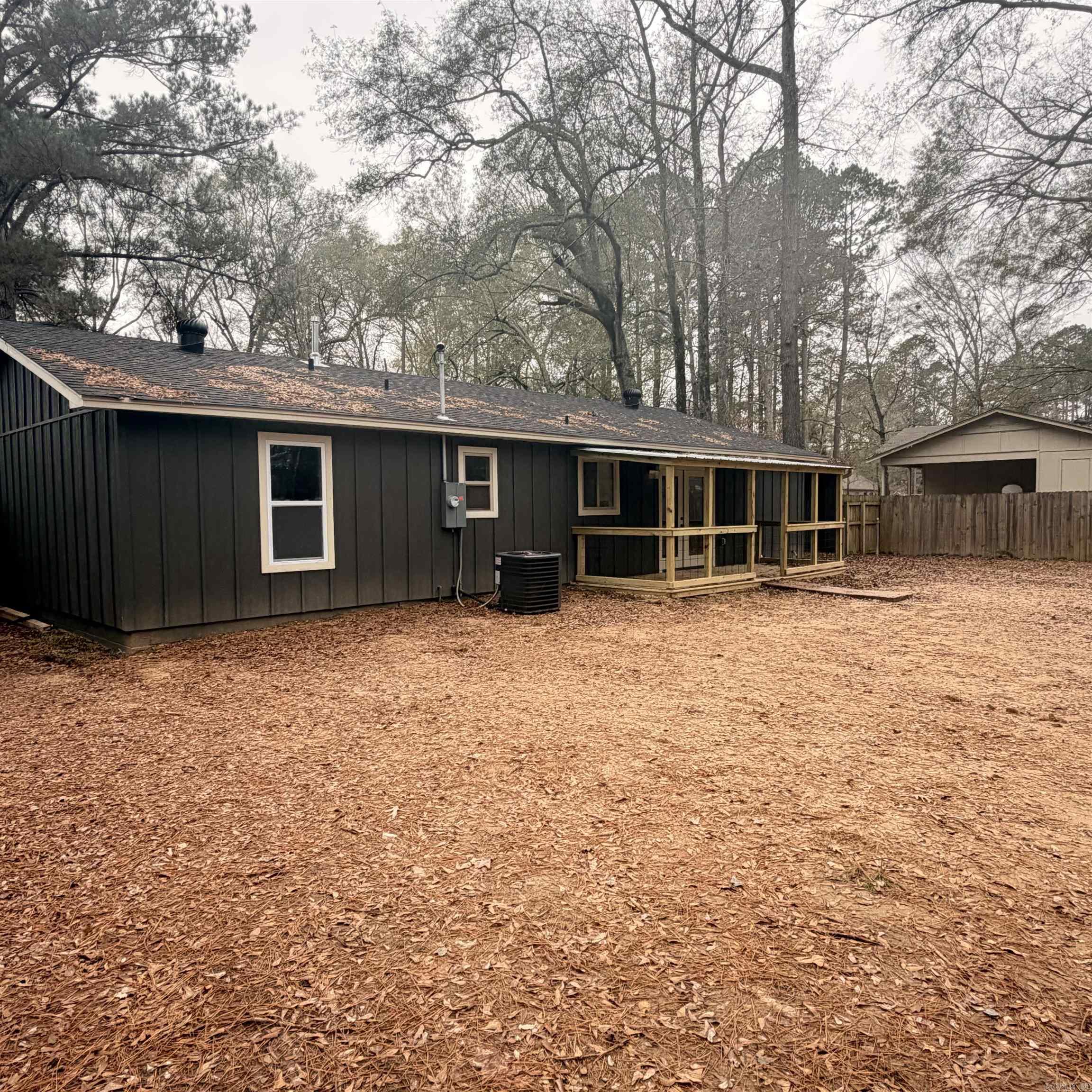 HOLLYWOOD HEIGHTS - Residential