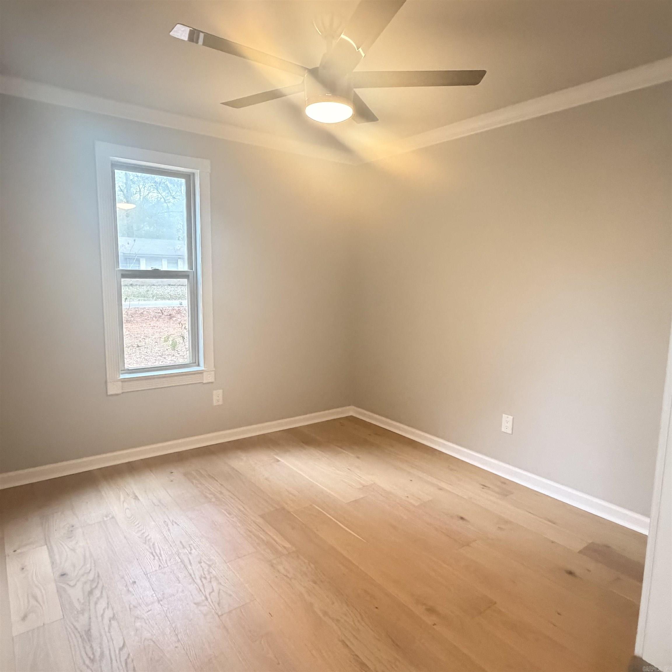 HOLLYWOOD HEIGHTS - Residential