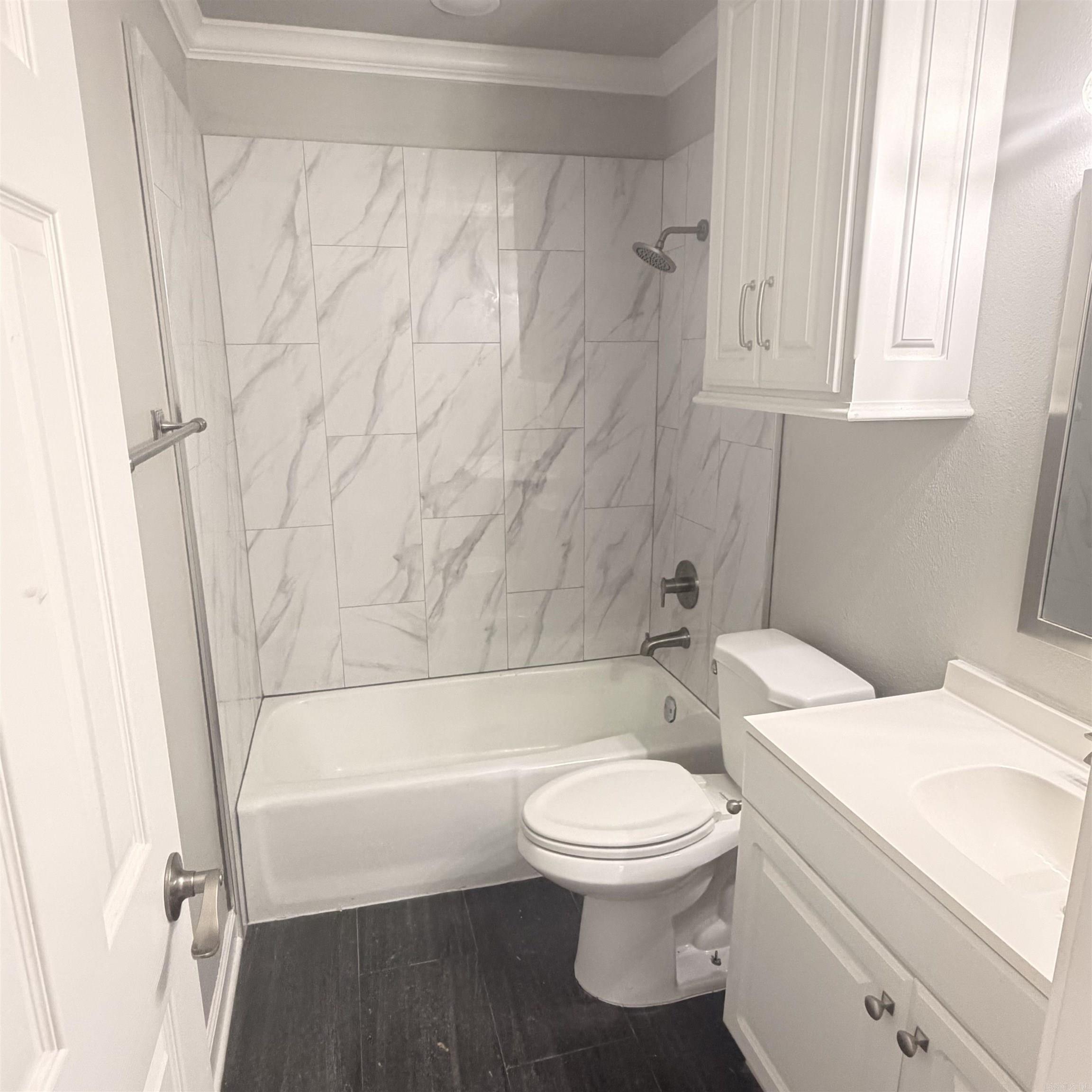 HOLLYWOOD HEIGHTS - Residential