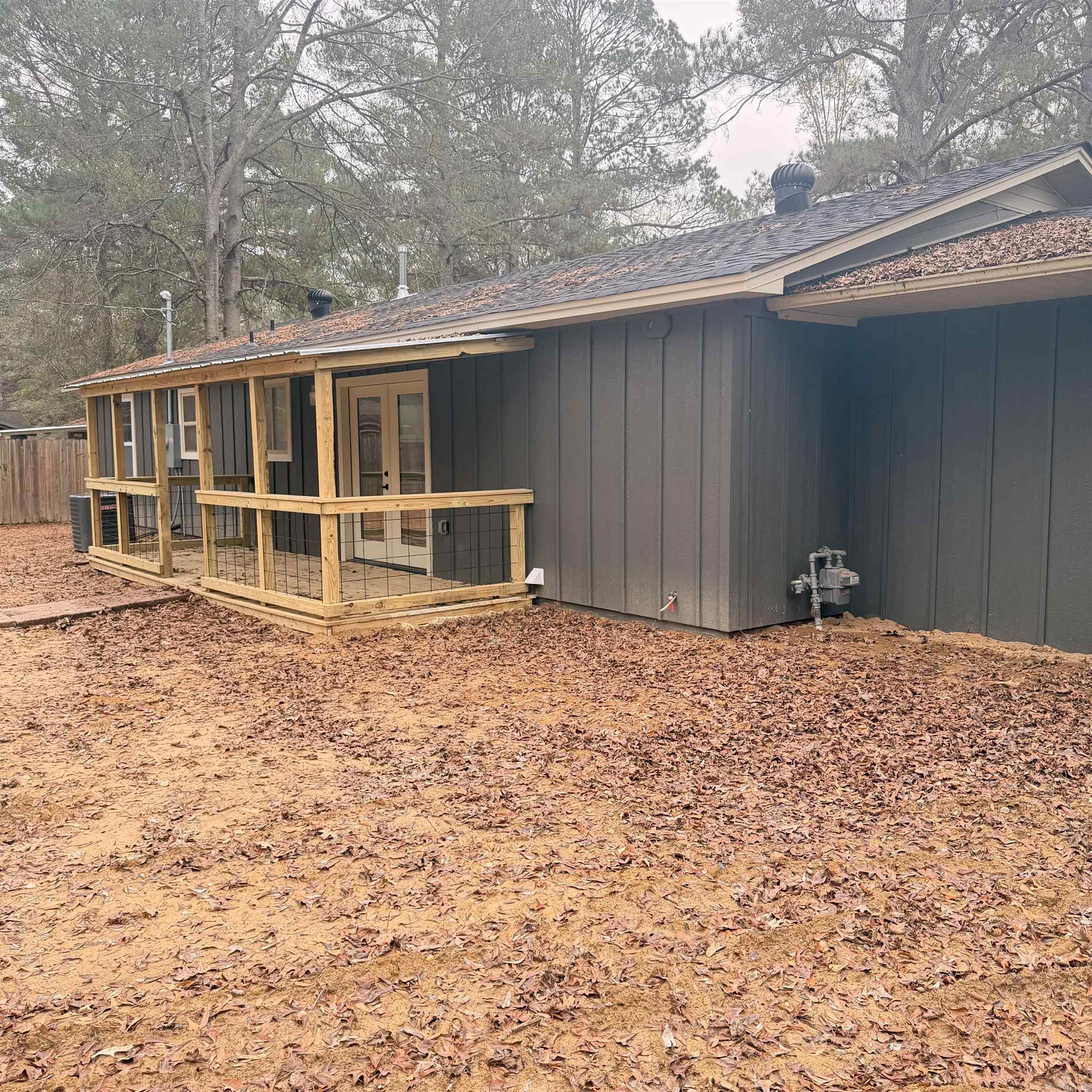 HOLLYWOOD HEIGHTS - Residential