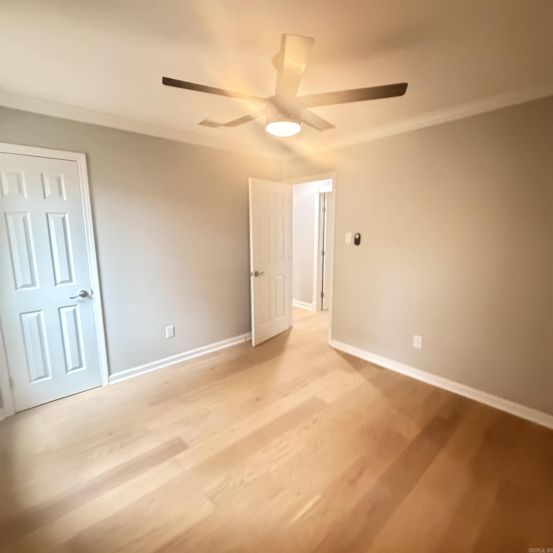 HOLLYWOOD HEIGHTS - Residential