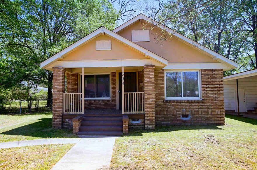 Charming 3BD/2BA in North Little Rock that is waiting for you to call home. Cozy living room with decorative fireplace and beautiful hardwood flooring. Granite countertops in kitchen. Kitchen appliances included. Luxury Vinyl flooring in kitchen and bathrooms. Hardwood floors and ceiling fans in the bedrooms. Large backyard that is perfect for anyone with kids or pets. The lease for this property is for 2 years with a 3% increase after the first year. Income has to be 3x the amount of rent. This property does not accept section 8.