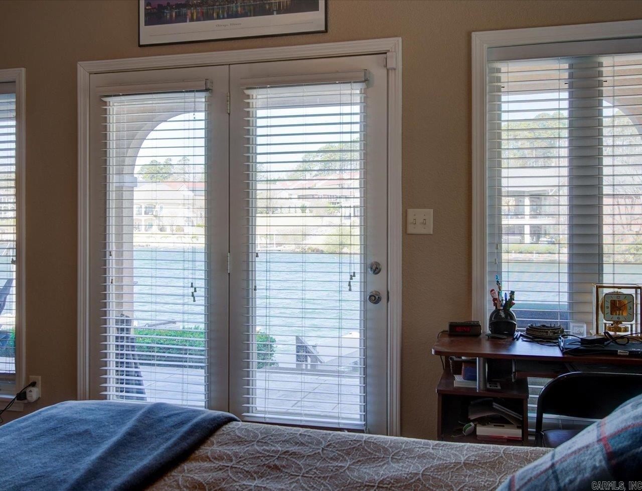 LAKE POINTE HPR - Residential
