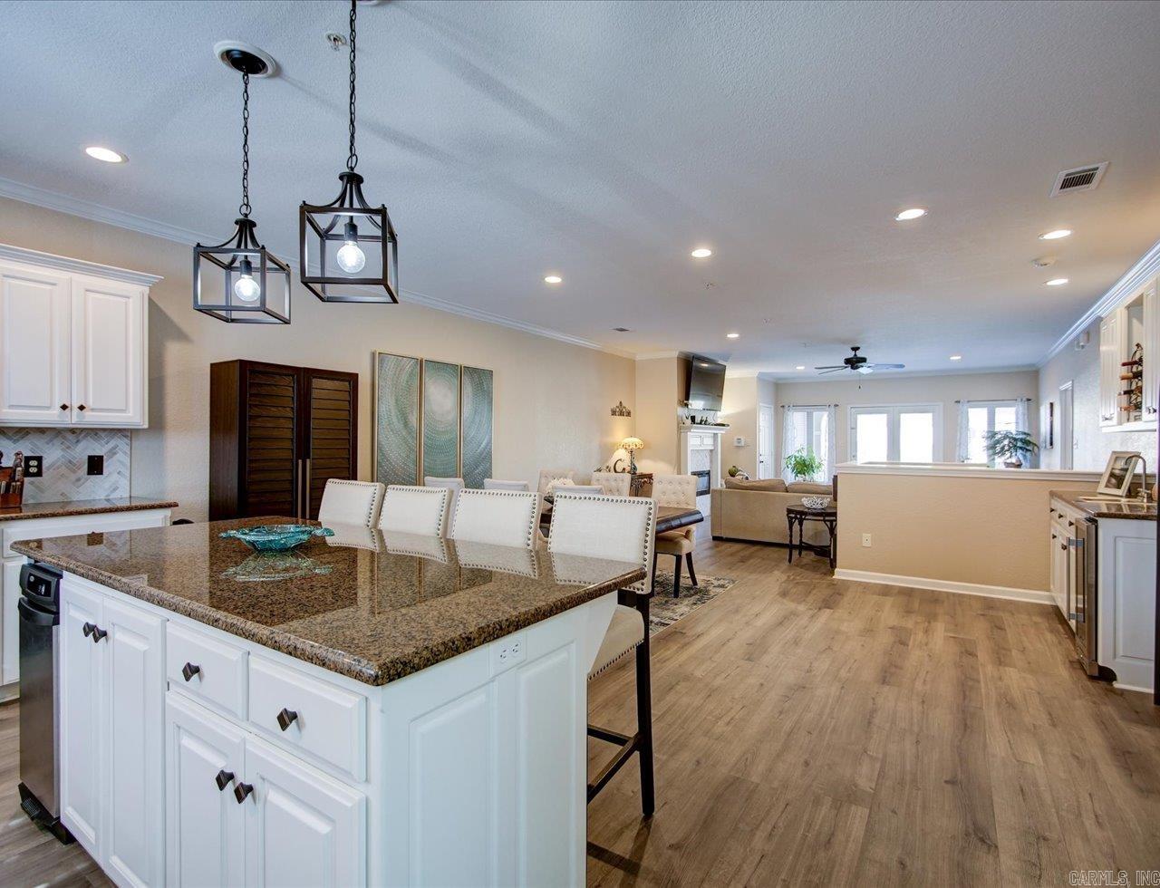 LAKE POINTE HPR - Residential
