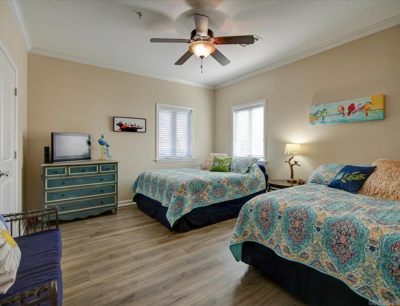 LAKE POINTE HPR - Residential