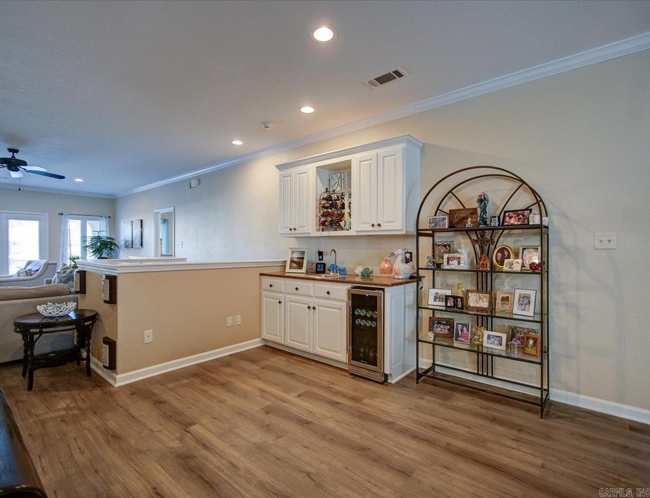 LAKE POINTE HPR - Residential