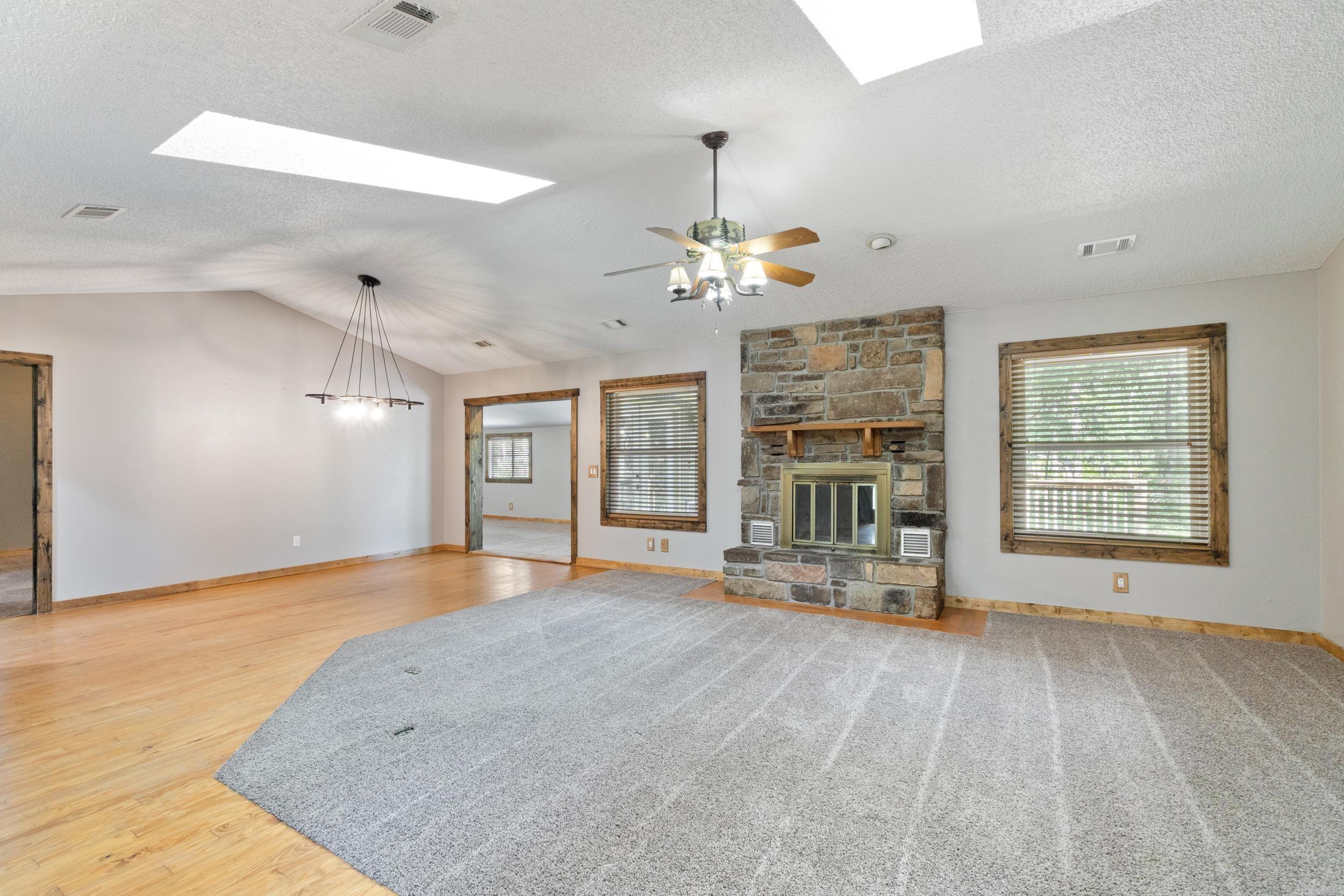 BURGOS - Residential