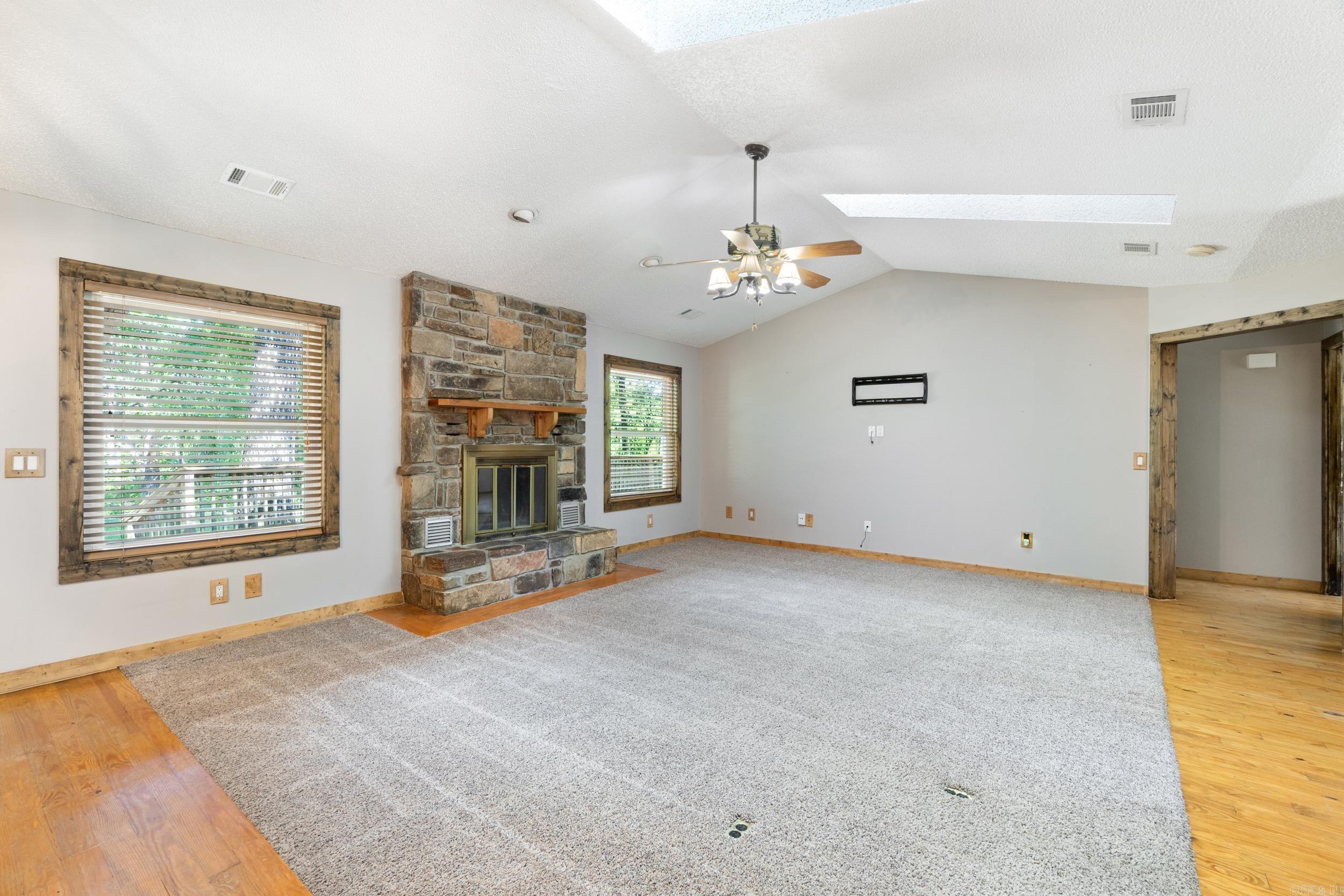 BURGOS - Residential