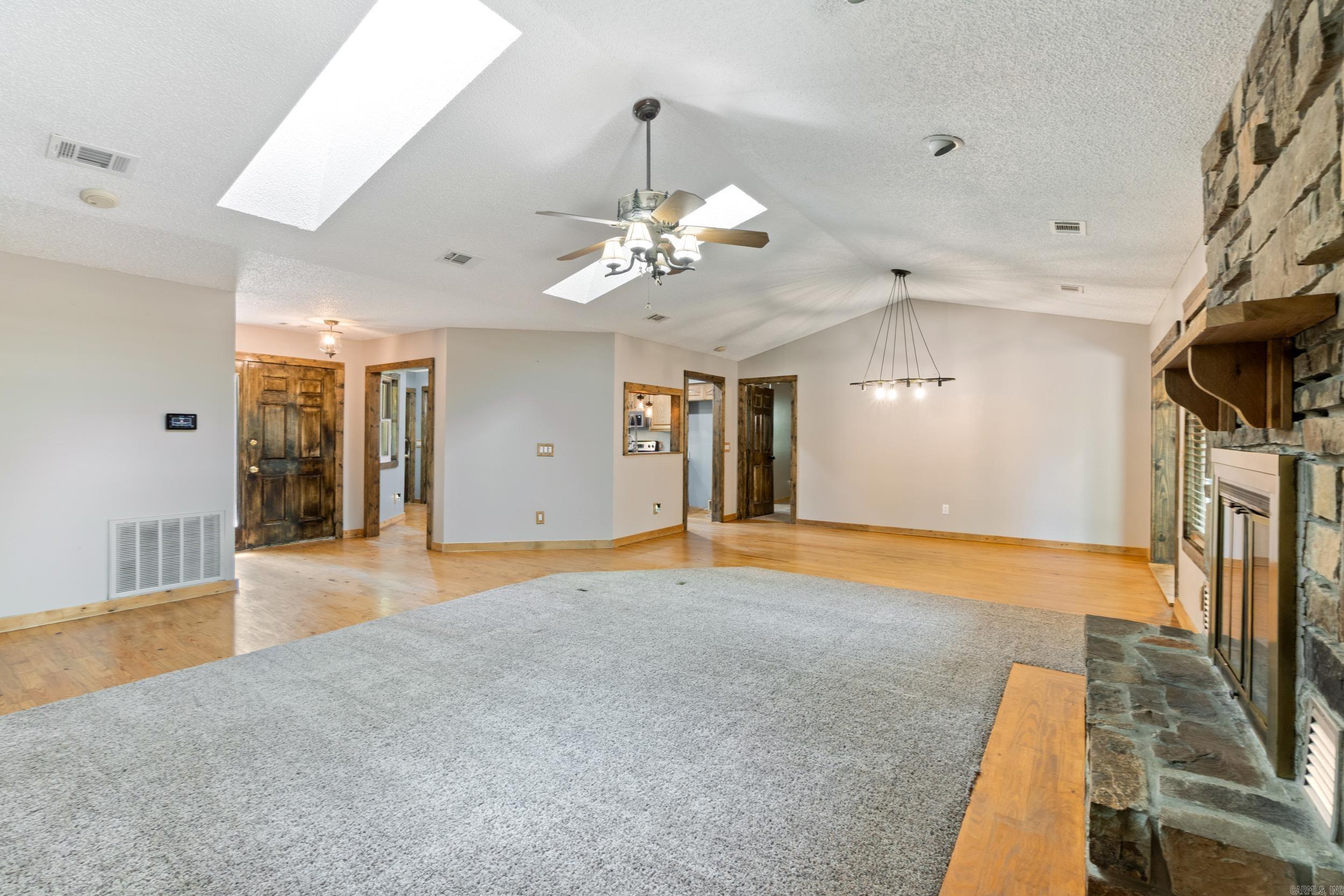 BURGOS - Residential