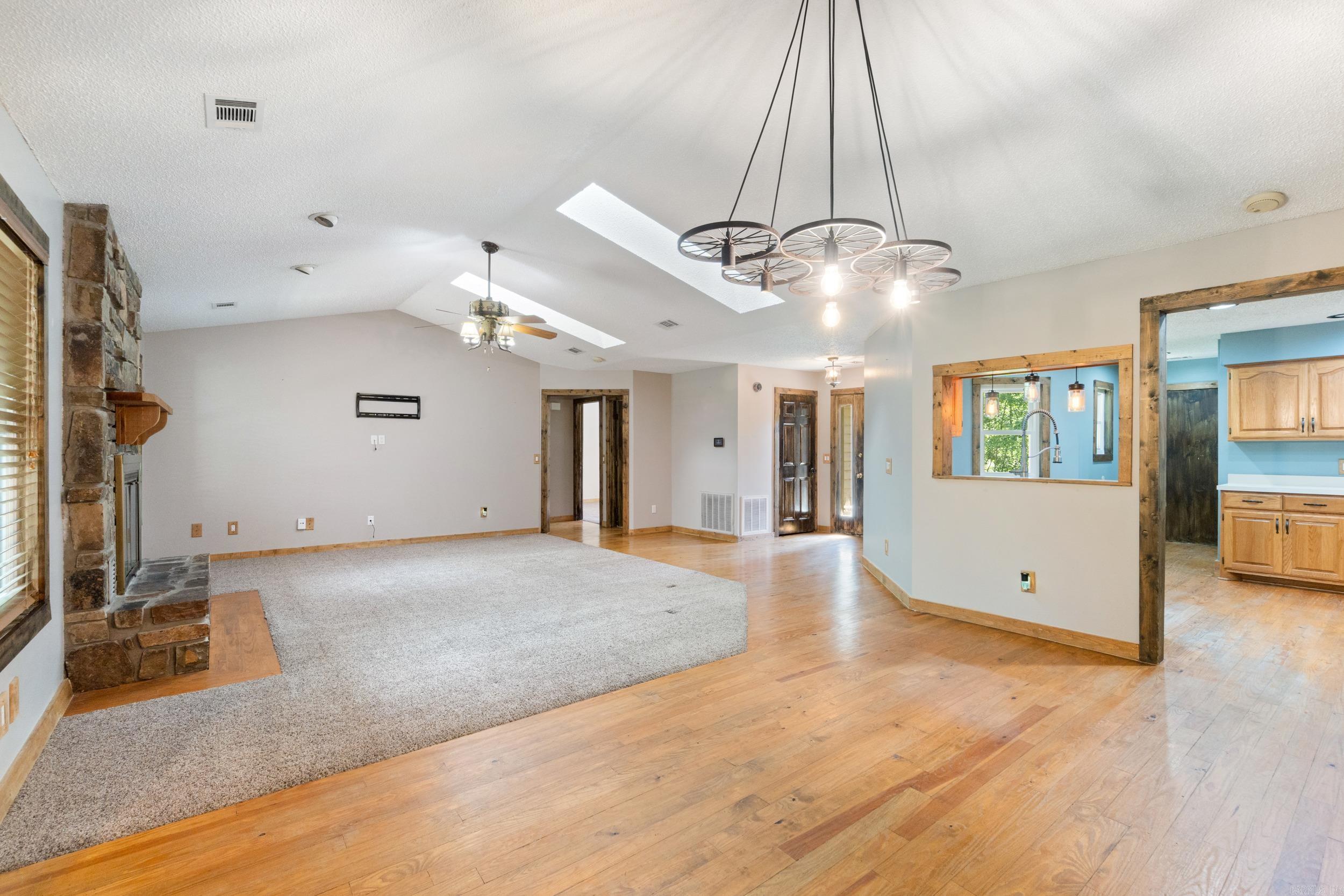 BURGOS - Residential