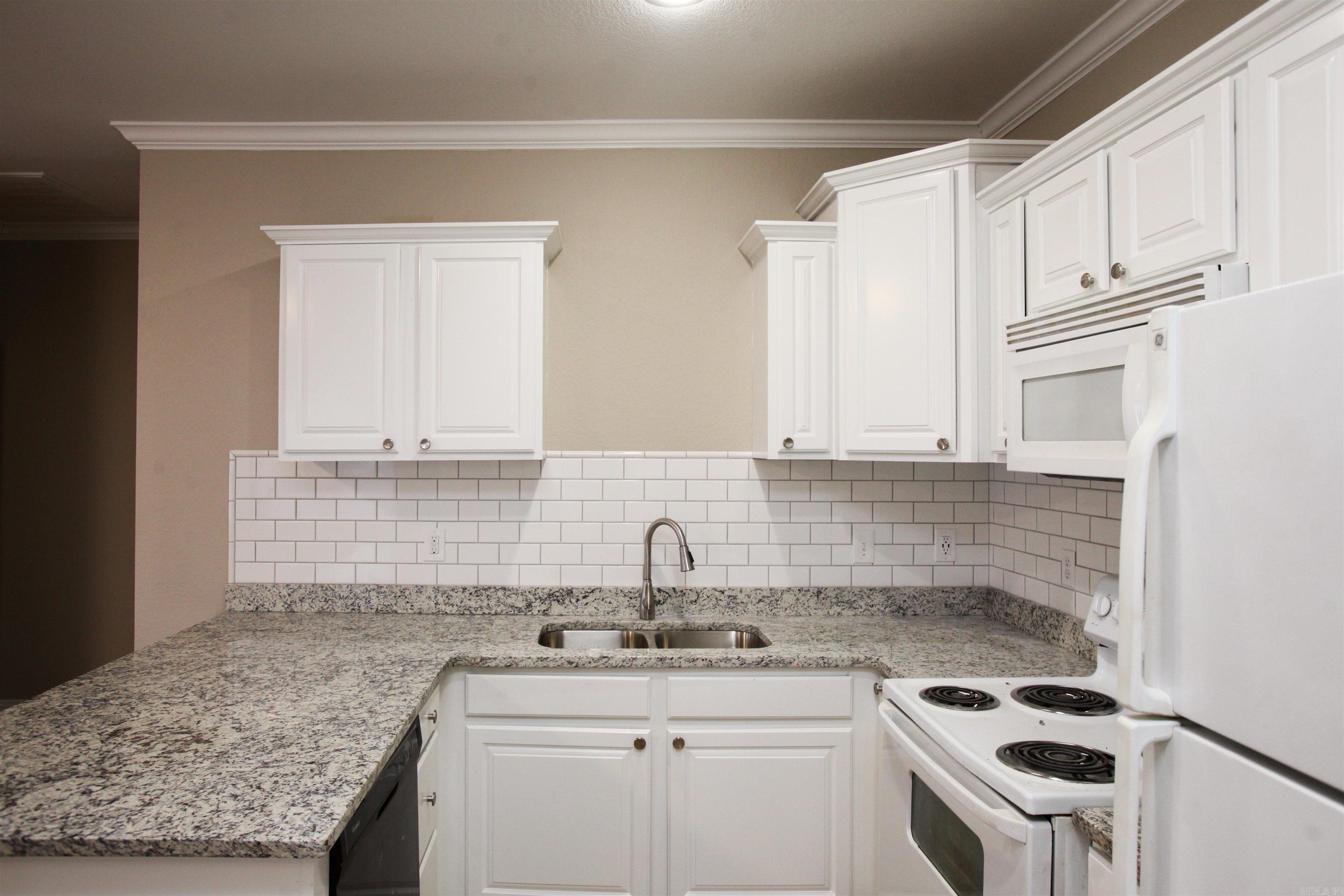 CAMRY COURT - Residential Lease