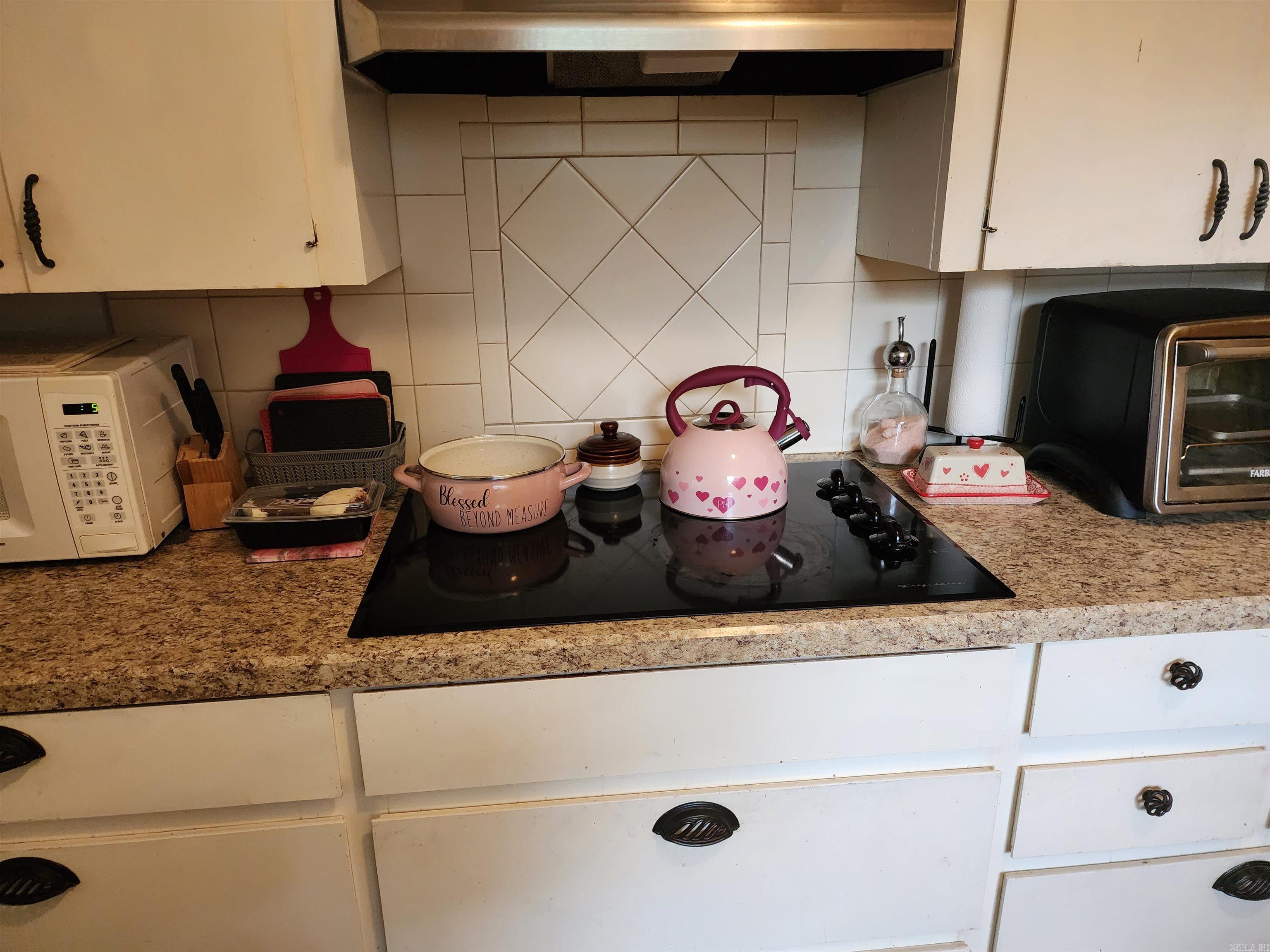 WESTWARD HO HEIGHTS - OUT - Residential