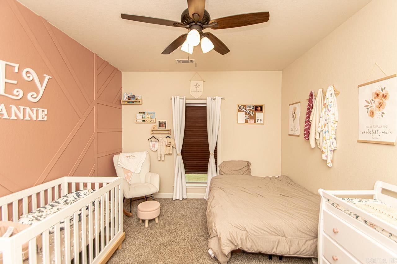 SHADOW CREEK - Residential