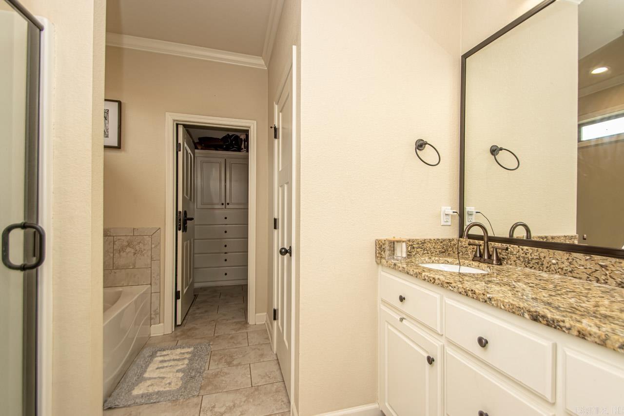 SHADOW CREEK - Residential