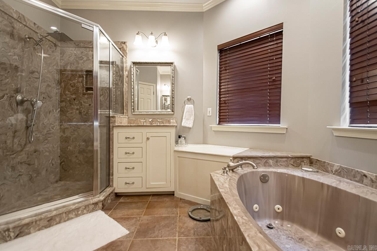 CAMBRIDGE PLACE - Residential