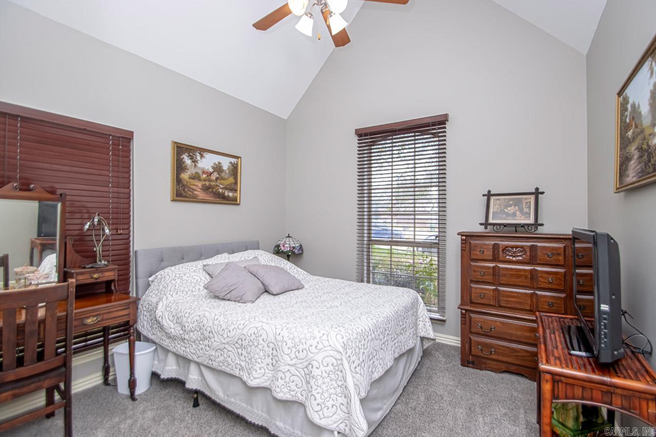 CAMBRIDGE PLACE - Residential