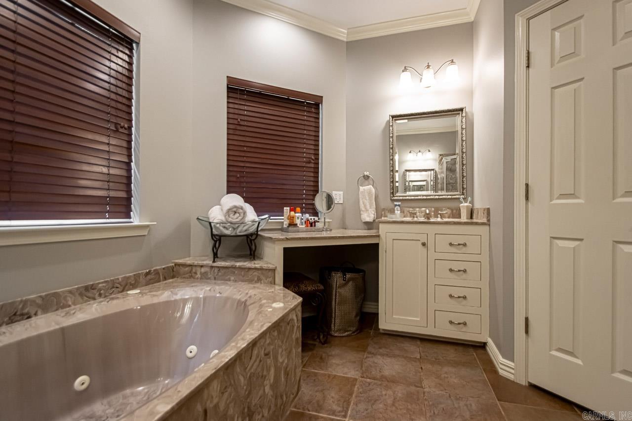 CAMBRIDGE PLACE - Residential