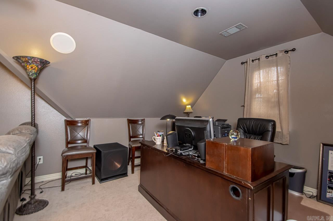 CAMBRIDGE PLACE - Residential