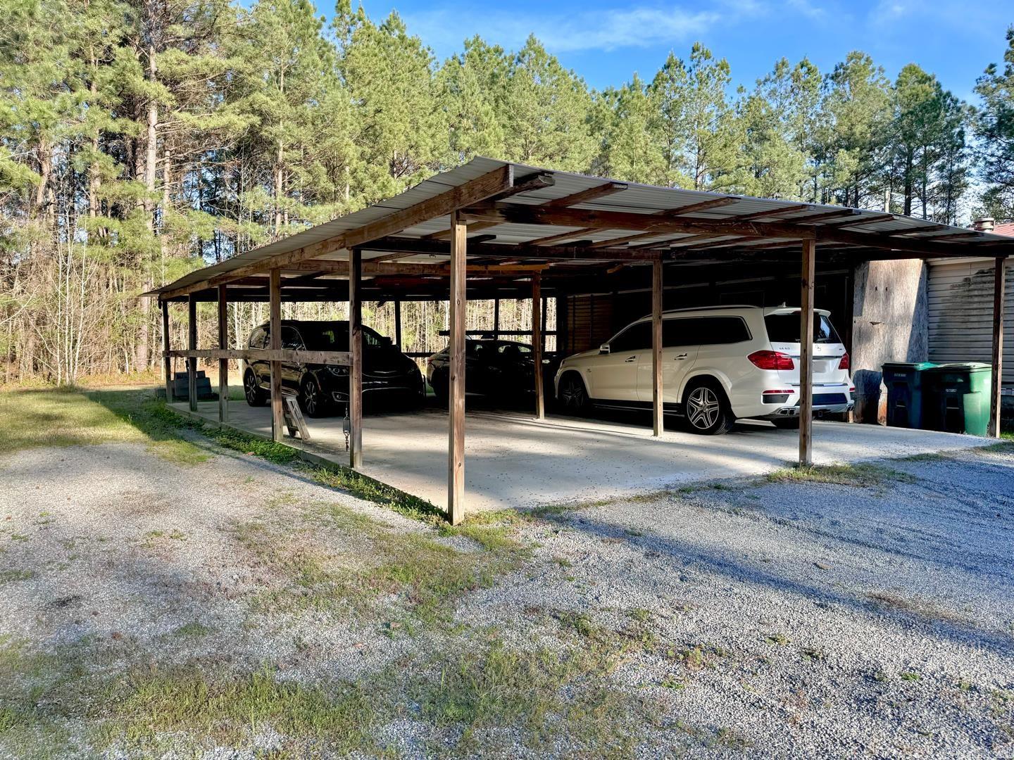 PINE LANE NORTH - Residential