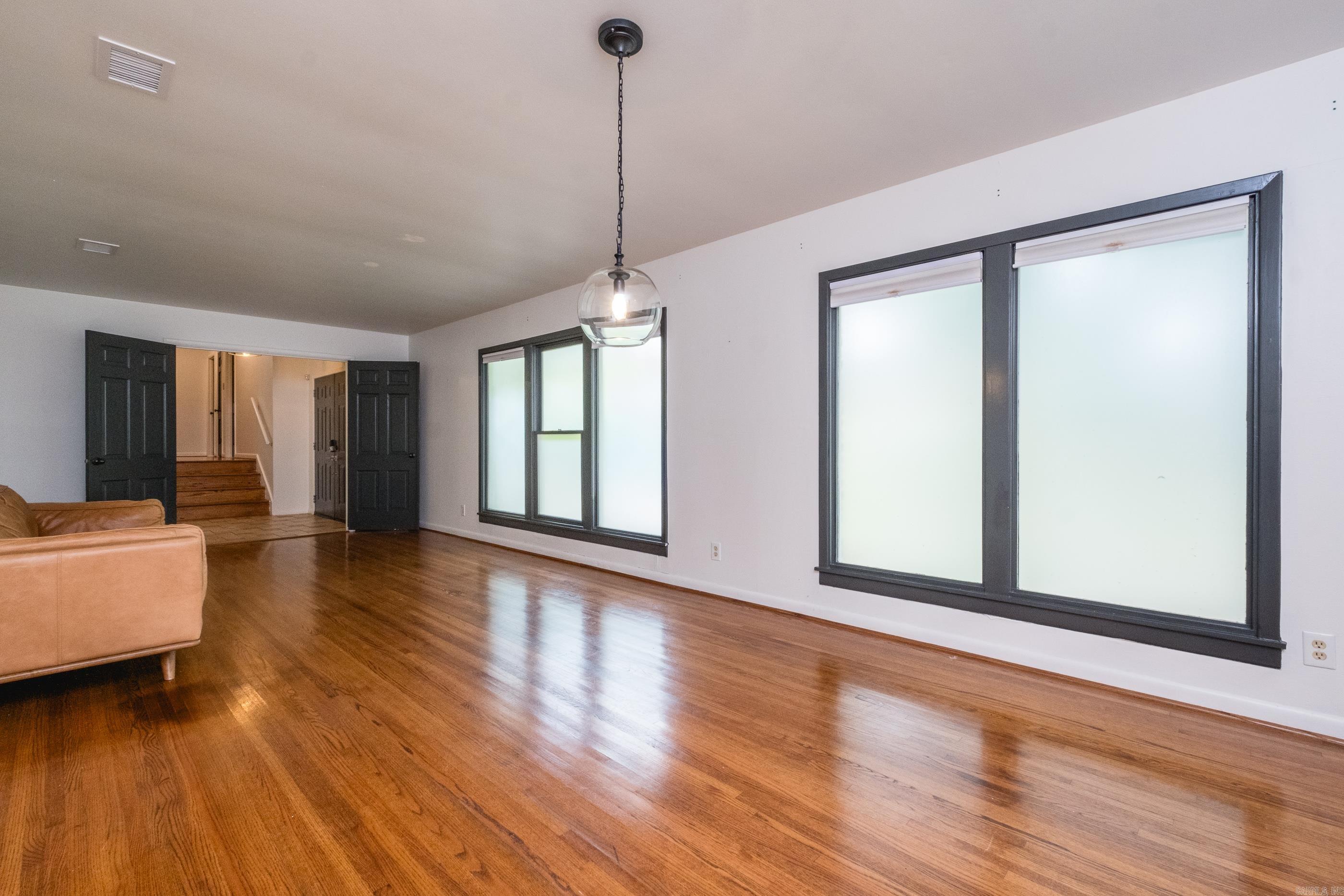 PLAZA HEIGHTS - Residential