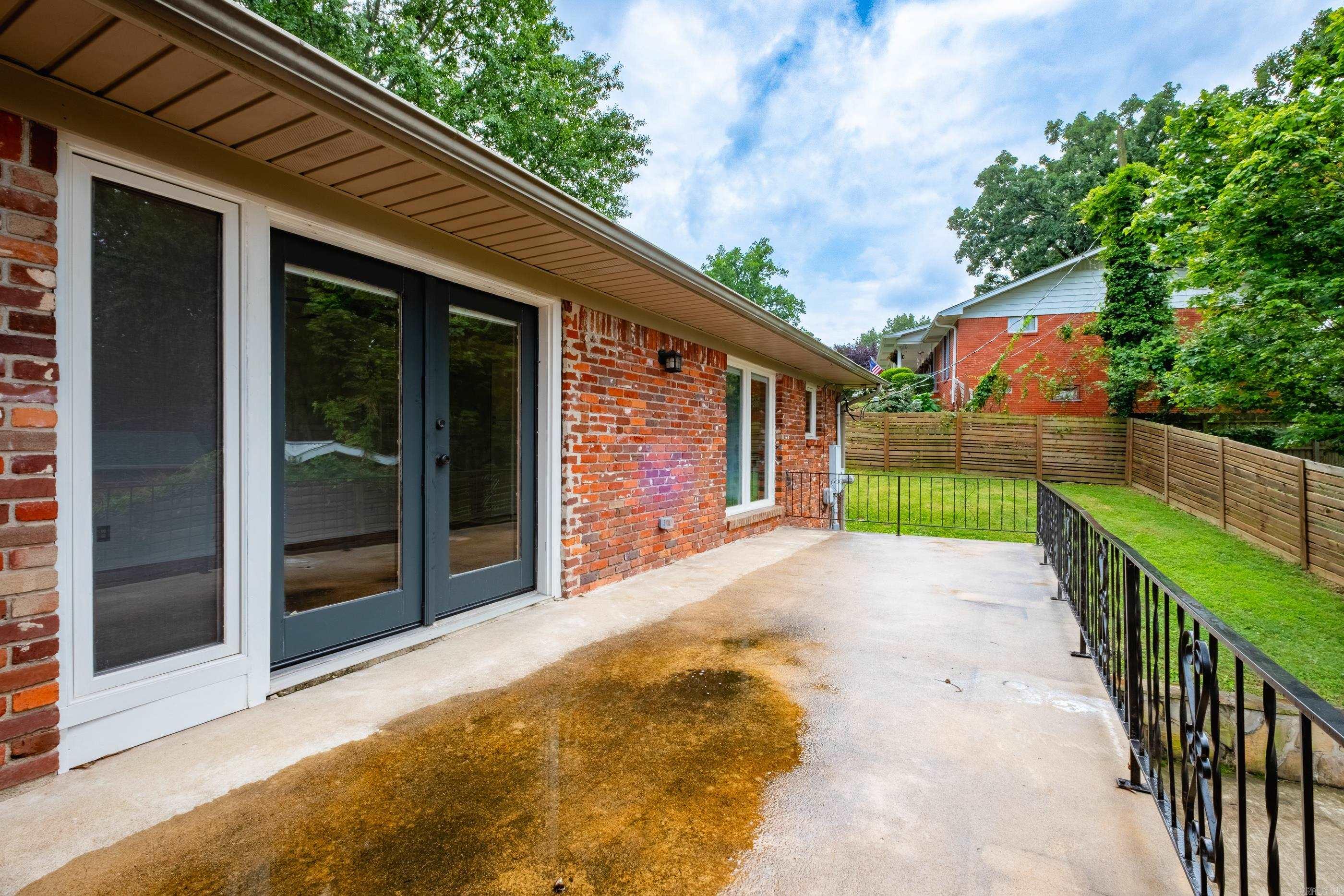 PLAZA HEIGHTS - Residential