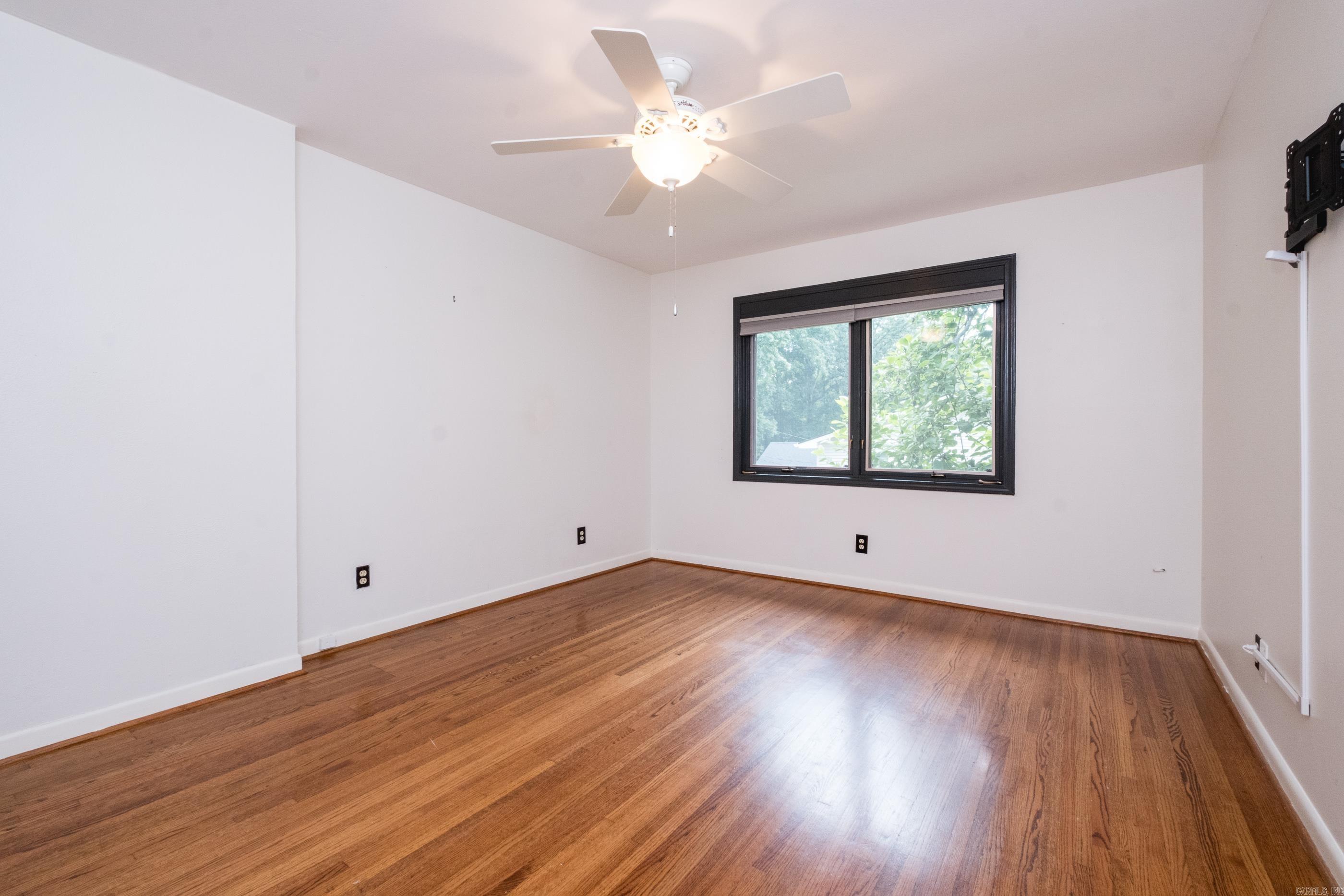 PLAZA HEIGHTS - Residential