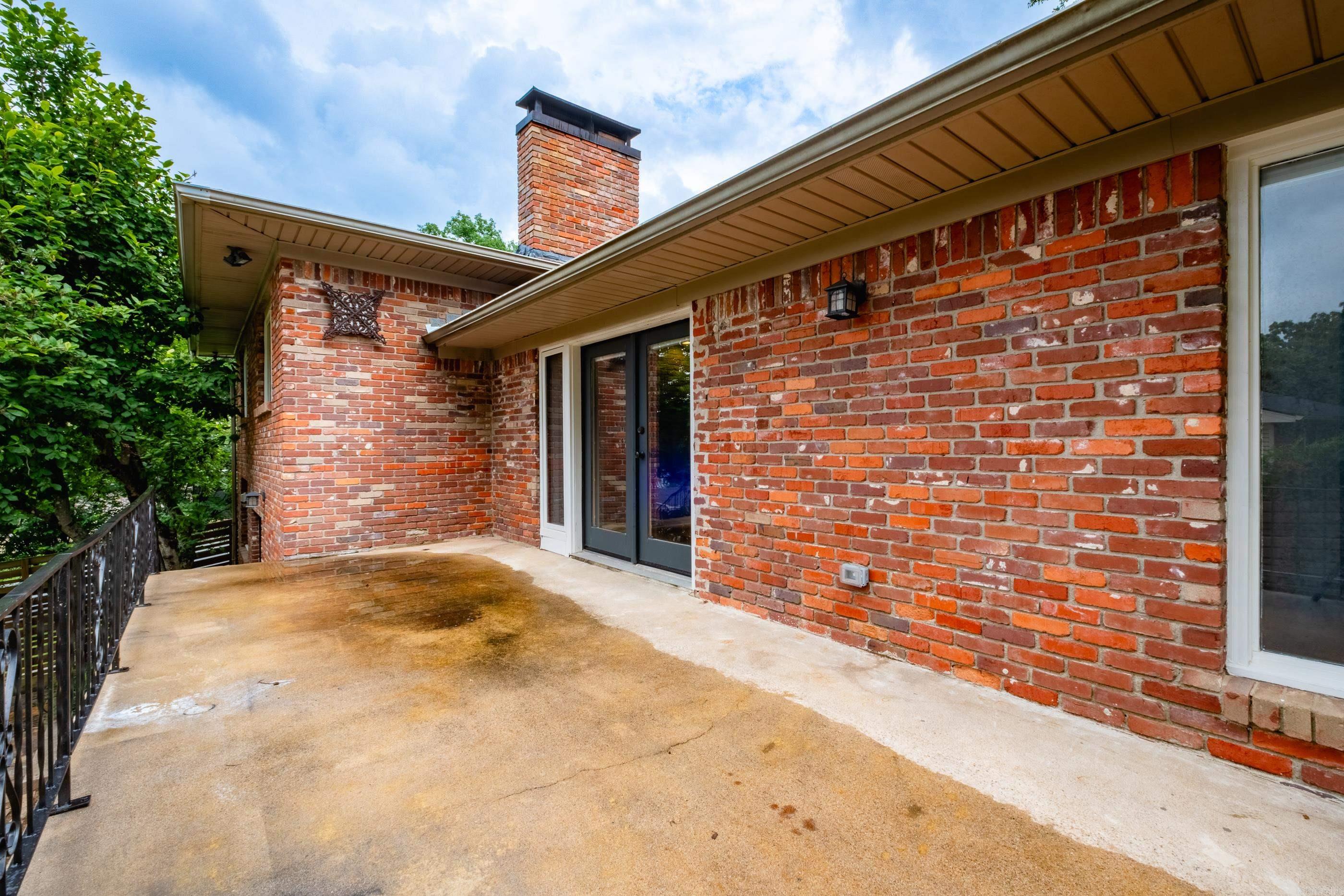 PLAZA HEIGHTS - Residential