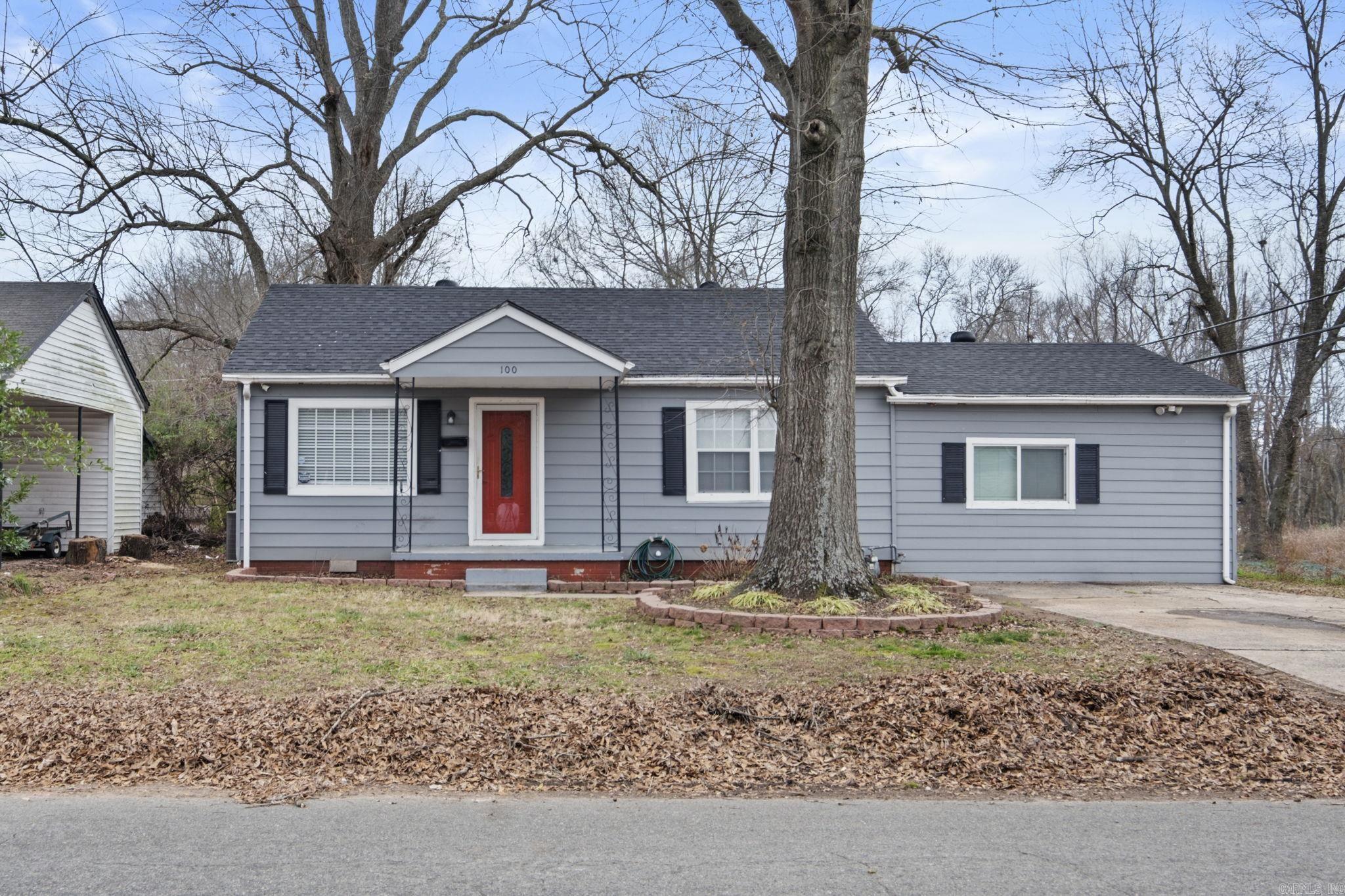 Welcome to this beautifully renovated 3-bedroom, 2-bathroom home, where modern updates meet classic charm. The home was renovated in 2018, with stylish finishes and attention to detail throughout. New roof in 2023! You will love the laminate flooring throughout and tile in the wet areas. Kitchen has stainless steel appliances, granite countertops, & the island and refrigerator conveys. There is a den for extra living space. The primary bedroom offers a peaceful retreat with ample closet space, while the two additional bedrooms are equally spacious and versatile. The primary bathroom has double sinks, soaker tub, tiled shower, and a large walk-in closet. There is a storage building out back, and garden beds to enjoy. The home is move-in ready, with upgraded systems, ensuring comfort and convenience for years to come. Donāt miss your chance to make this turn-key property your new home!