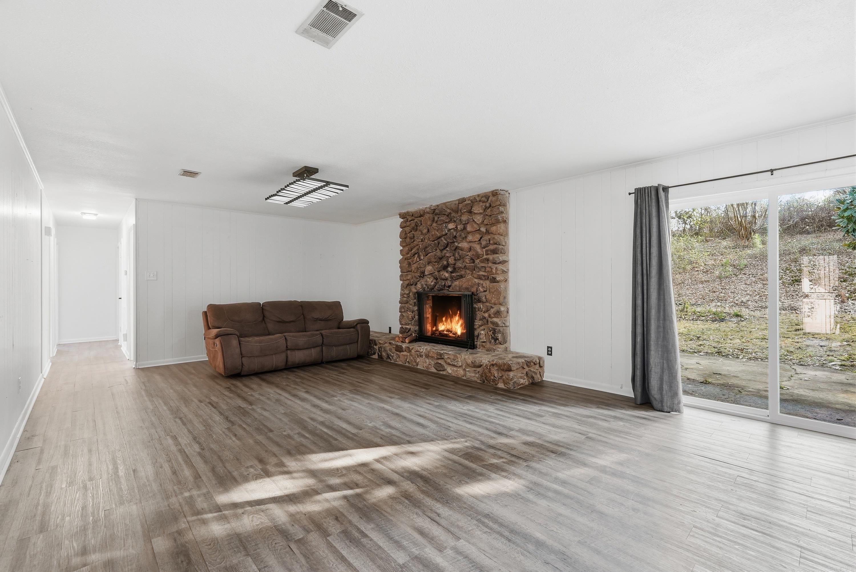 BLOOMFIELD HILLS - Residential