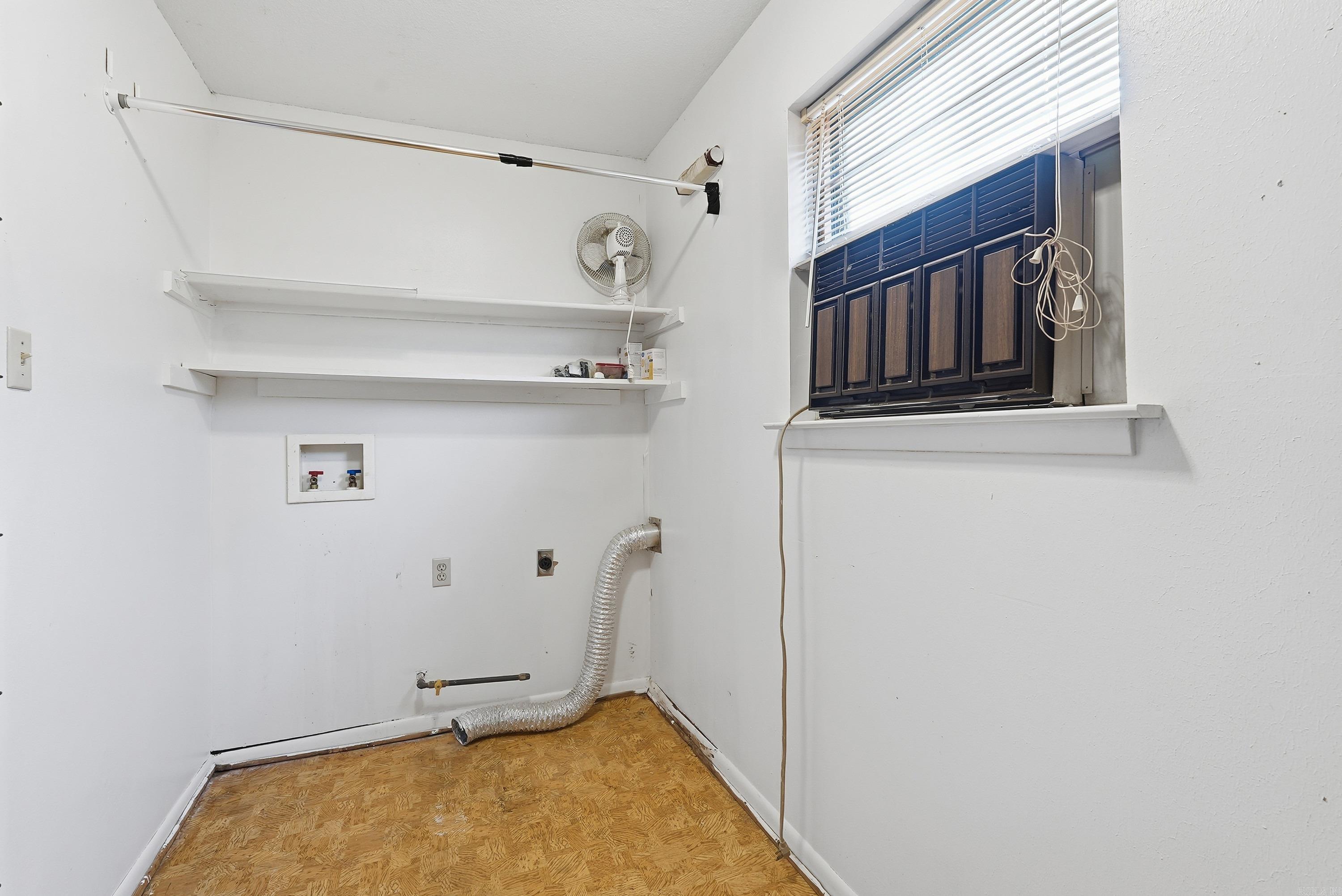 BLOOMFIELD HILLS - Residential