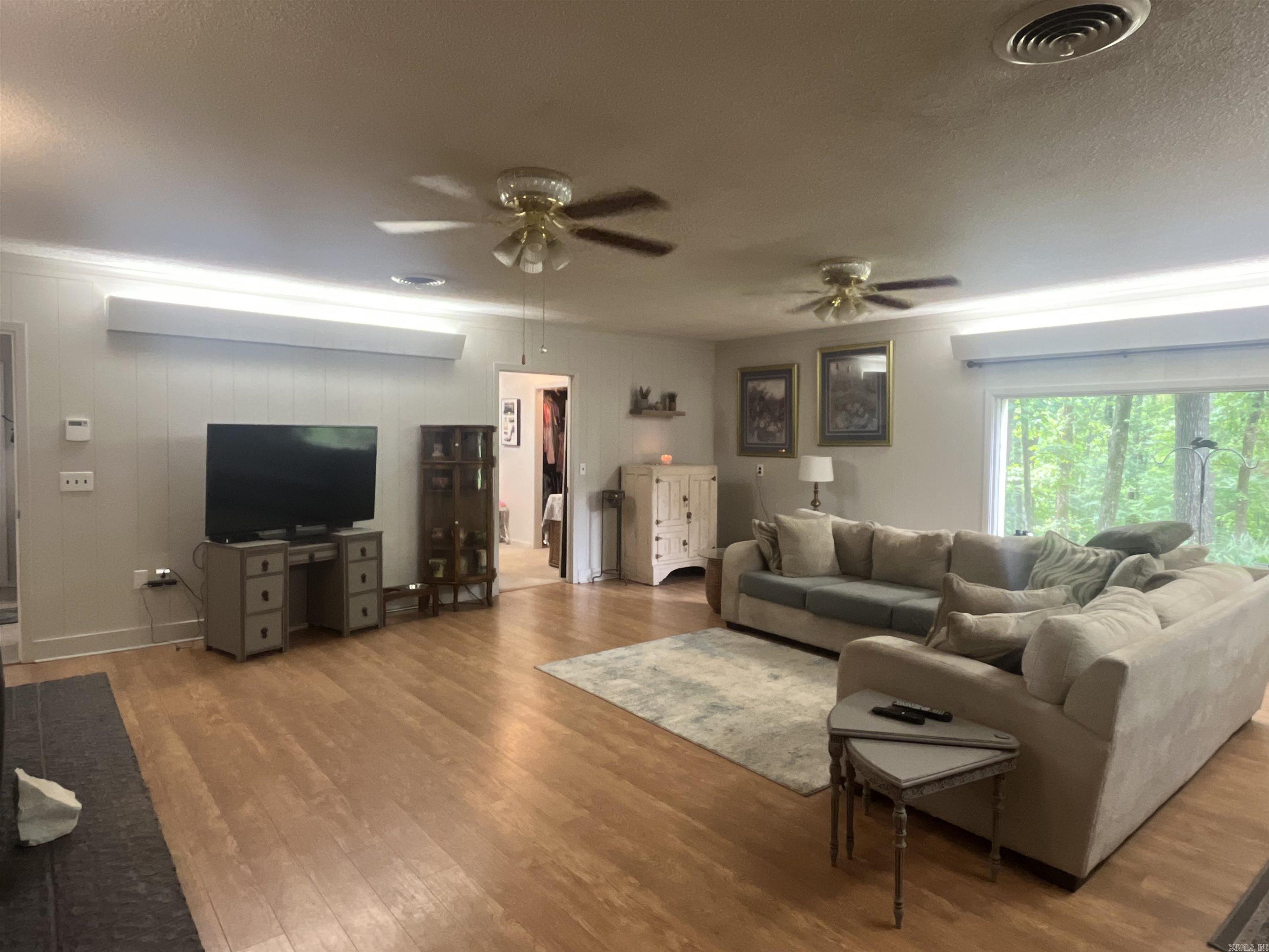 Harver Hills III - Residential