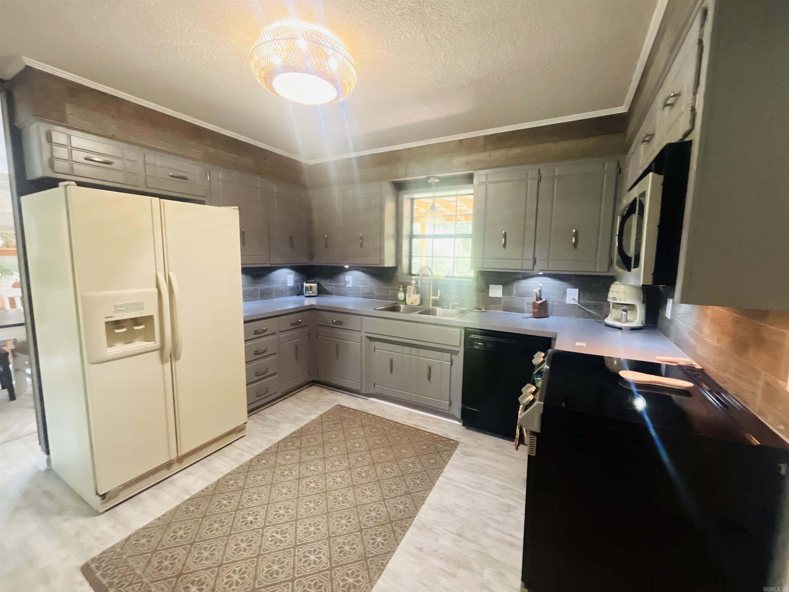 Harver Hills III - Residential