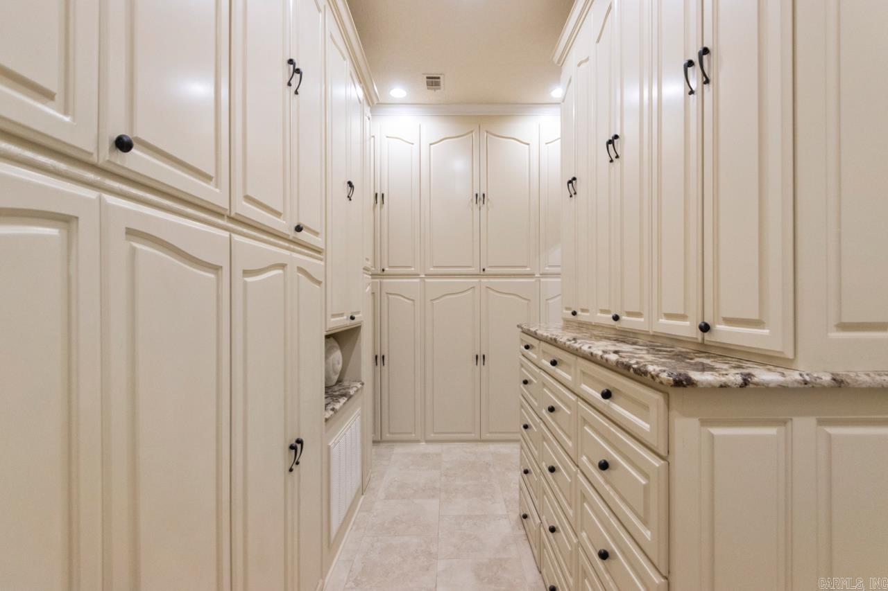 WESTPOINTE - Residential