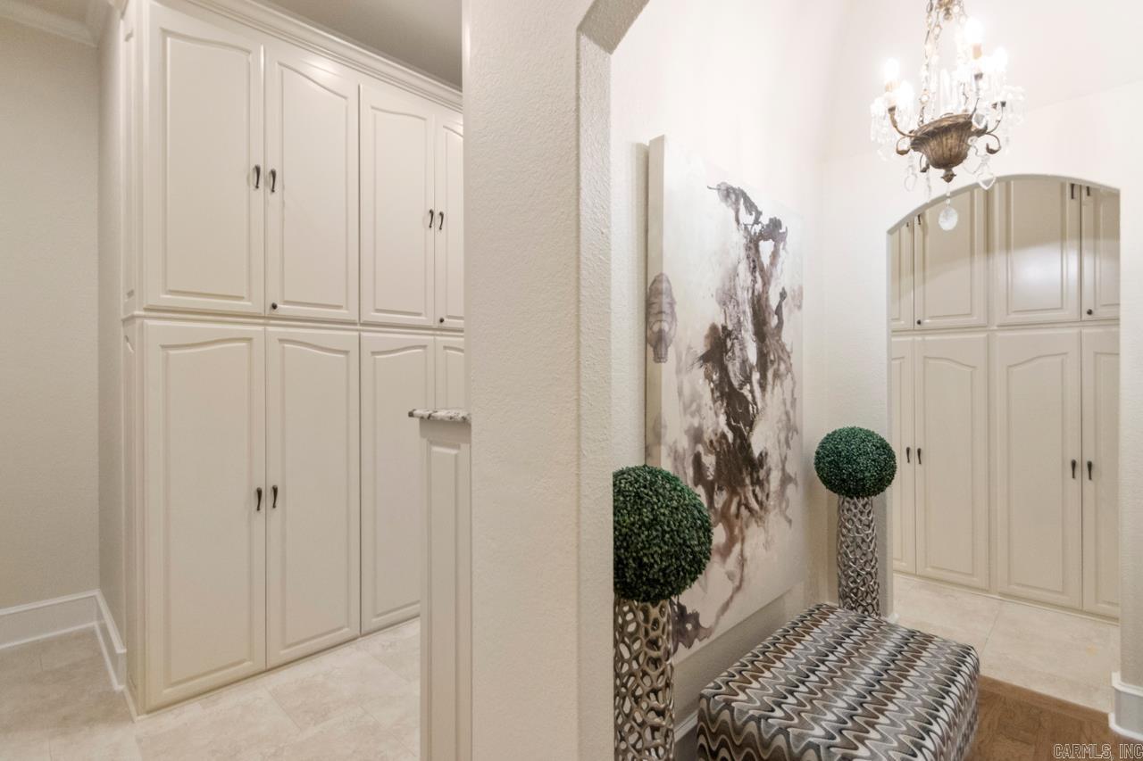 WESTPOINTE - Residential