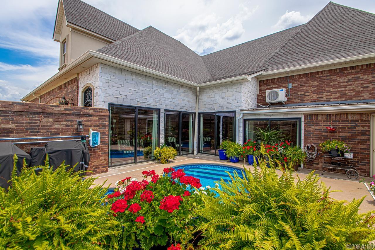 WESTPOINTE - Residential