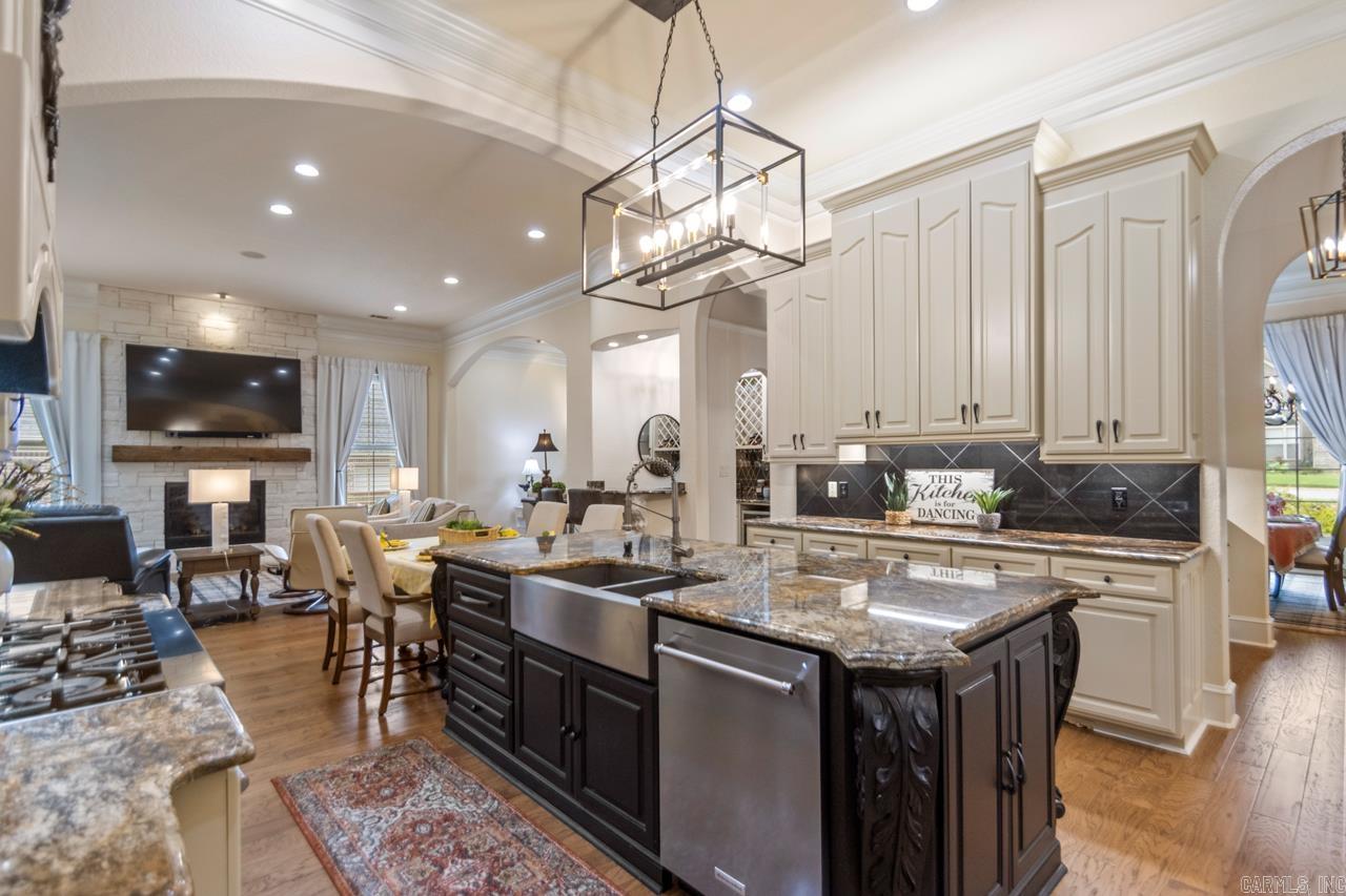 WESTPOINTE - Residential